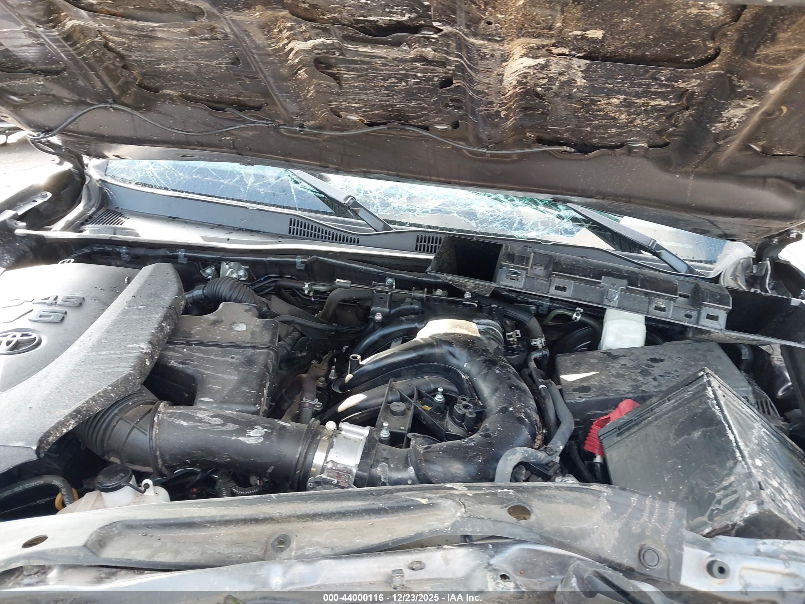 TOYOTA TACOMA image 10