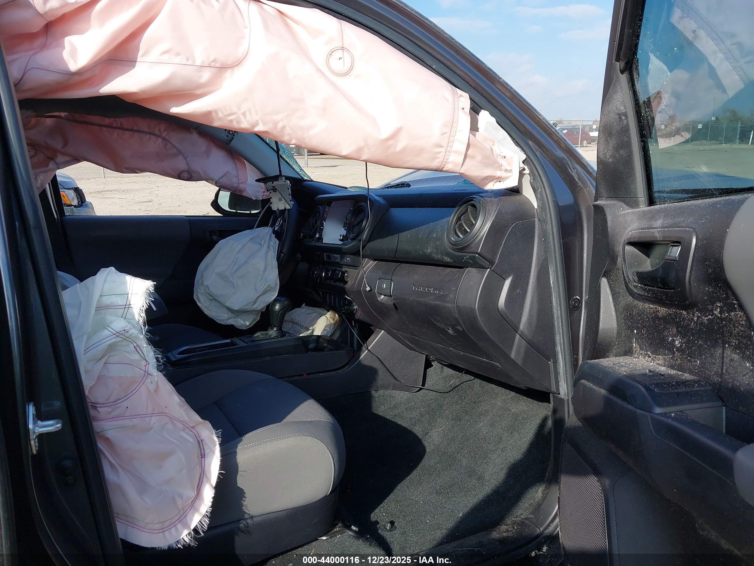 TOYOTA TACOMA image 5