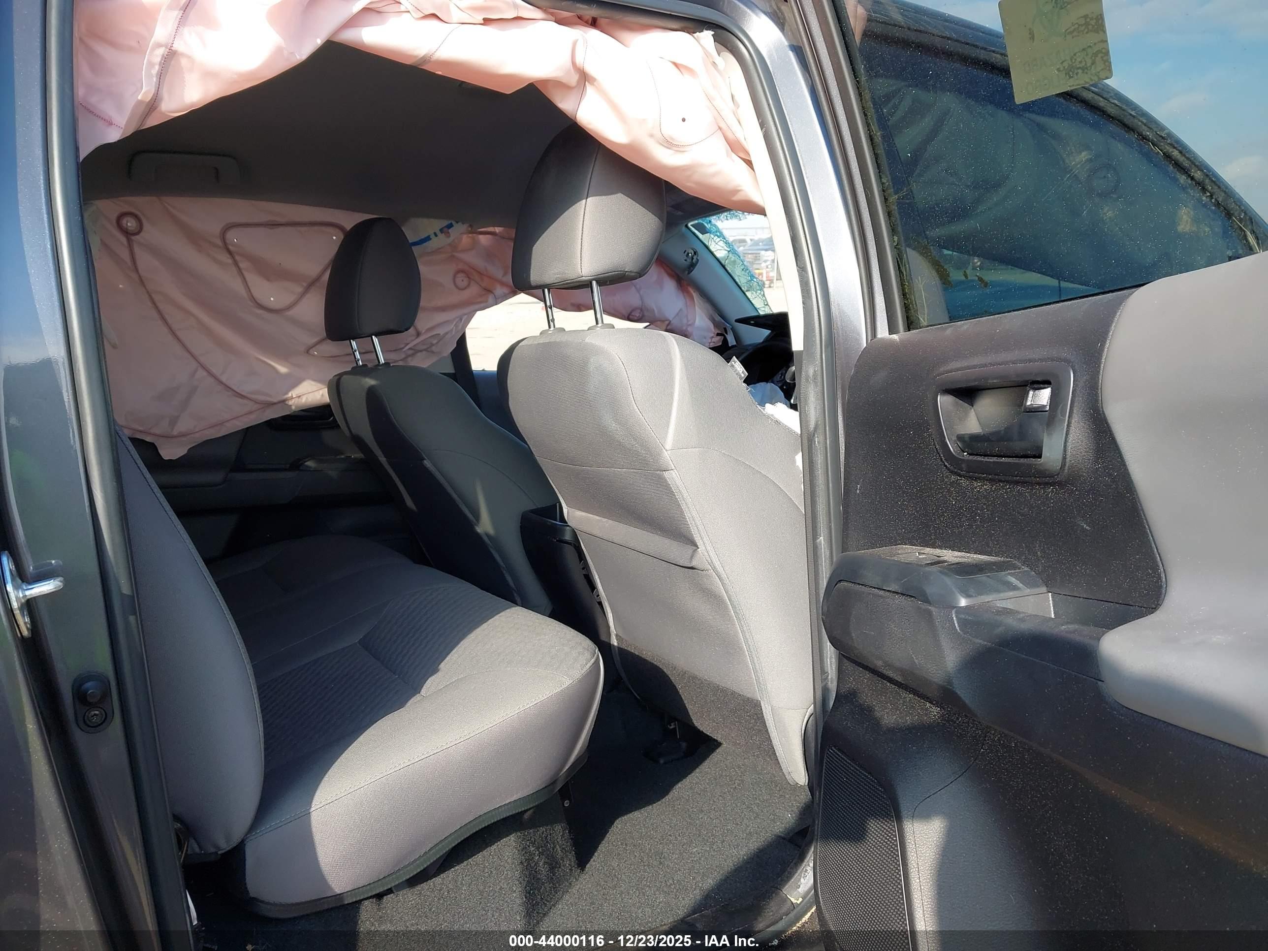 TOYOTA TACOMA image 8