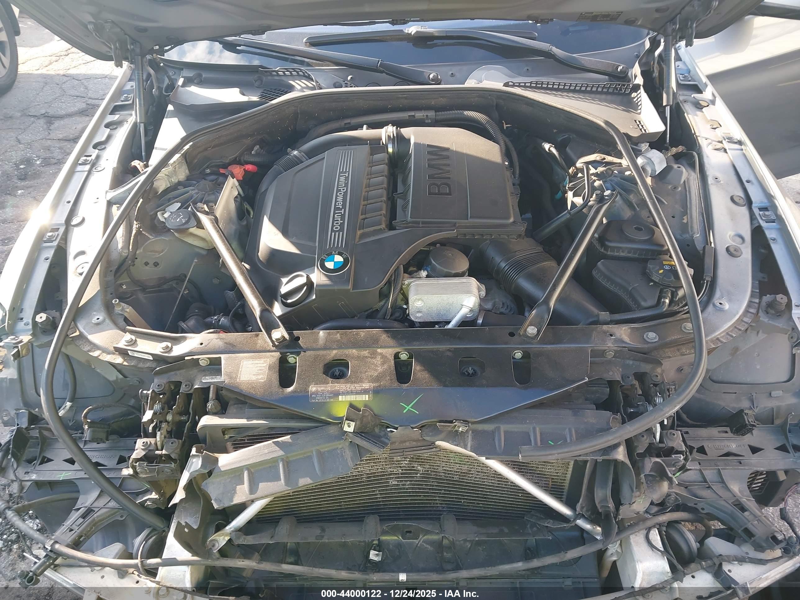 BMW 640I image 10
