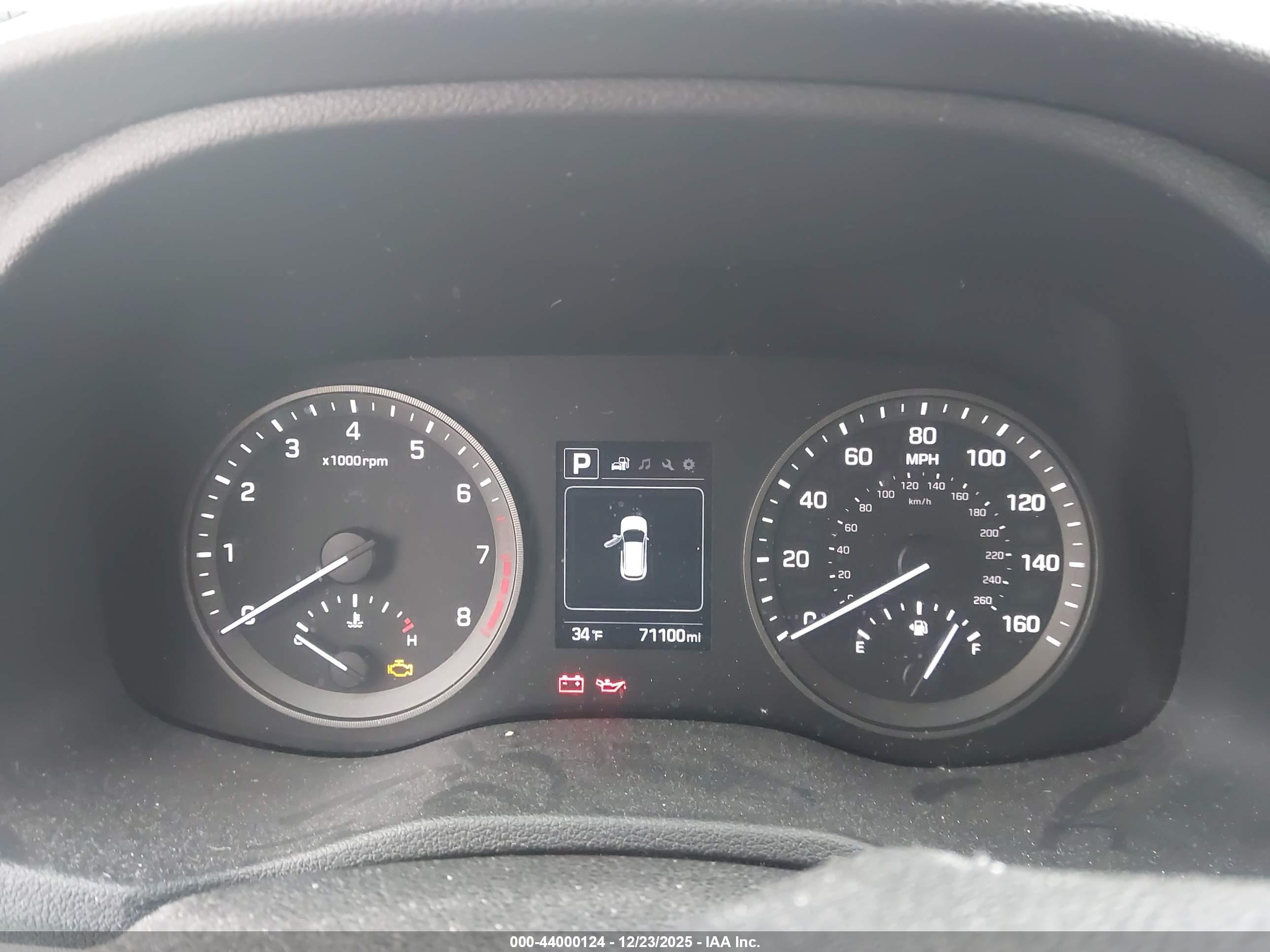 HYUNDAI TUCSON image 7