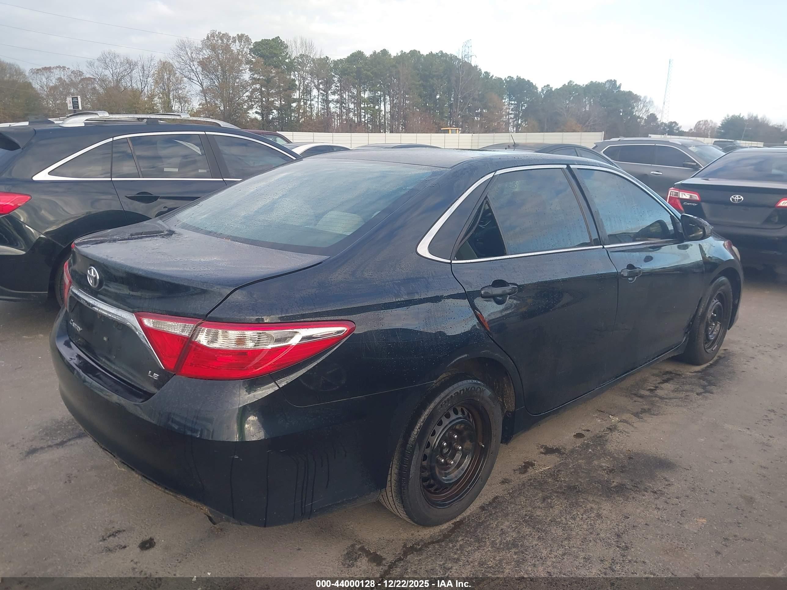 TOYOTA CAMRY image 4
