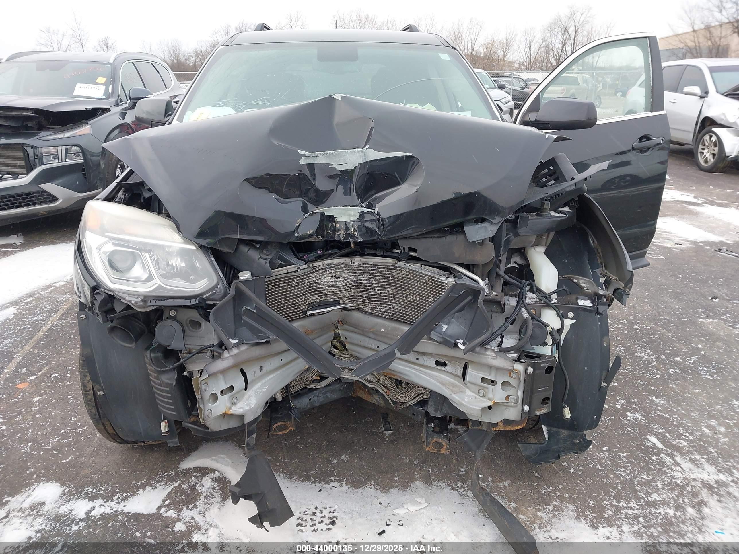 CHEVROLET EQUINOX image 6
