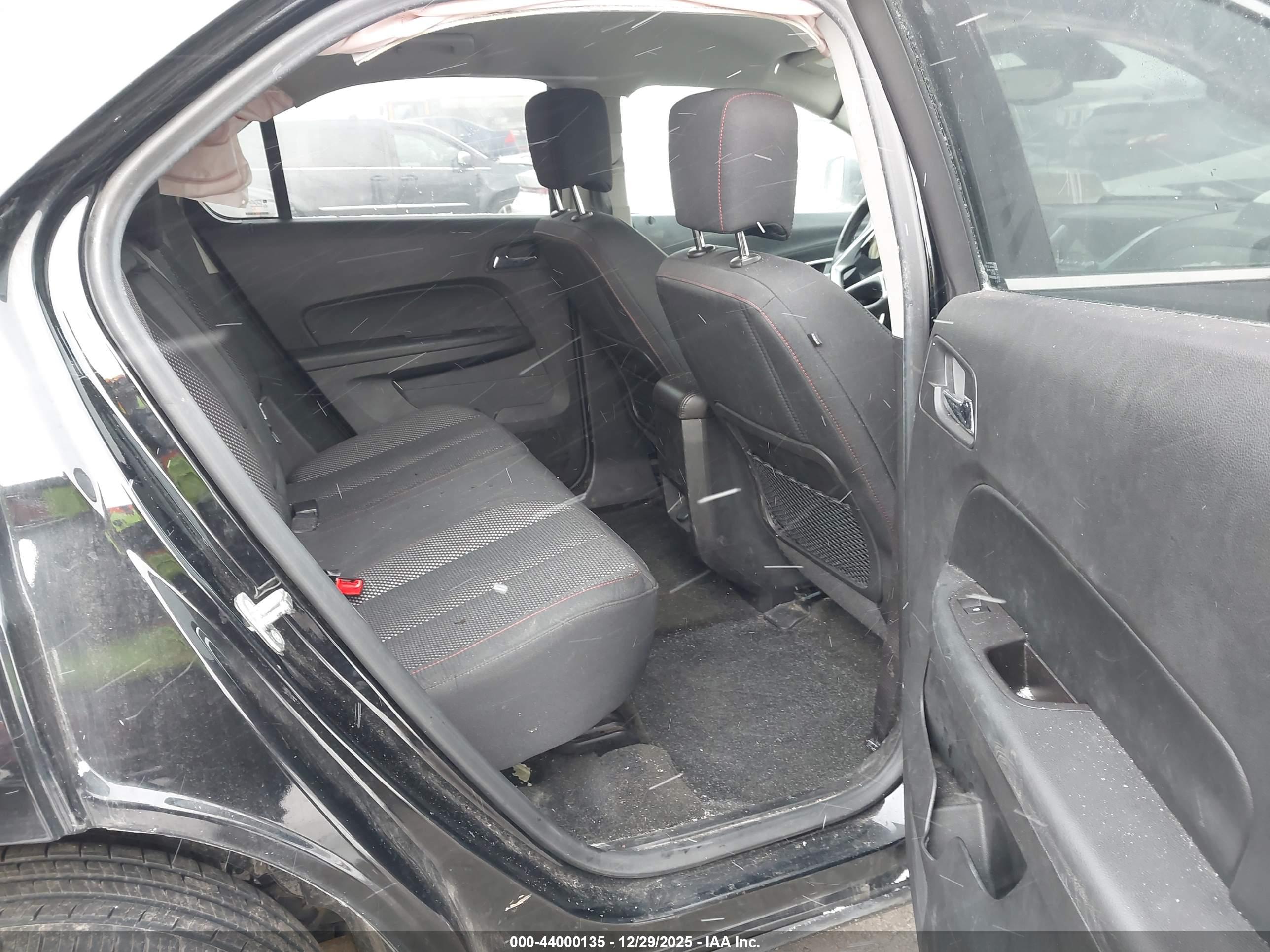 CHEVROLET EQUINOX image 8