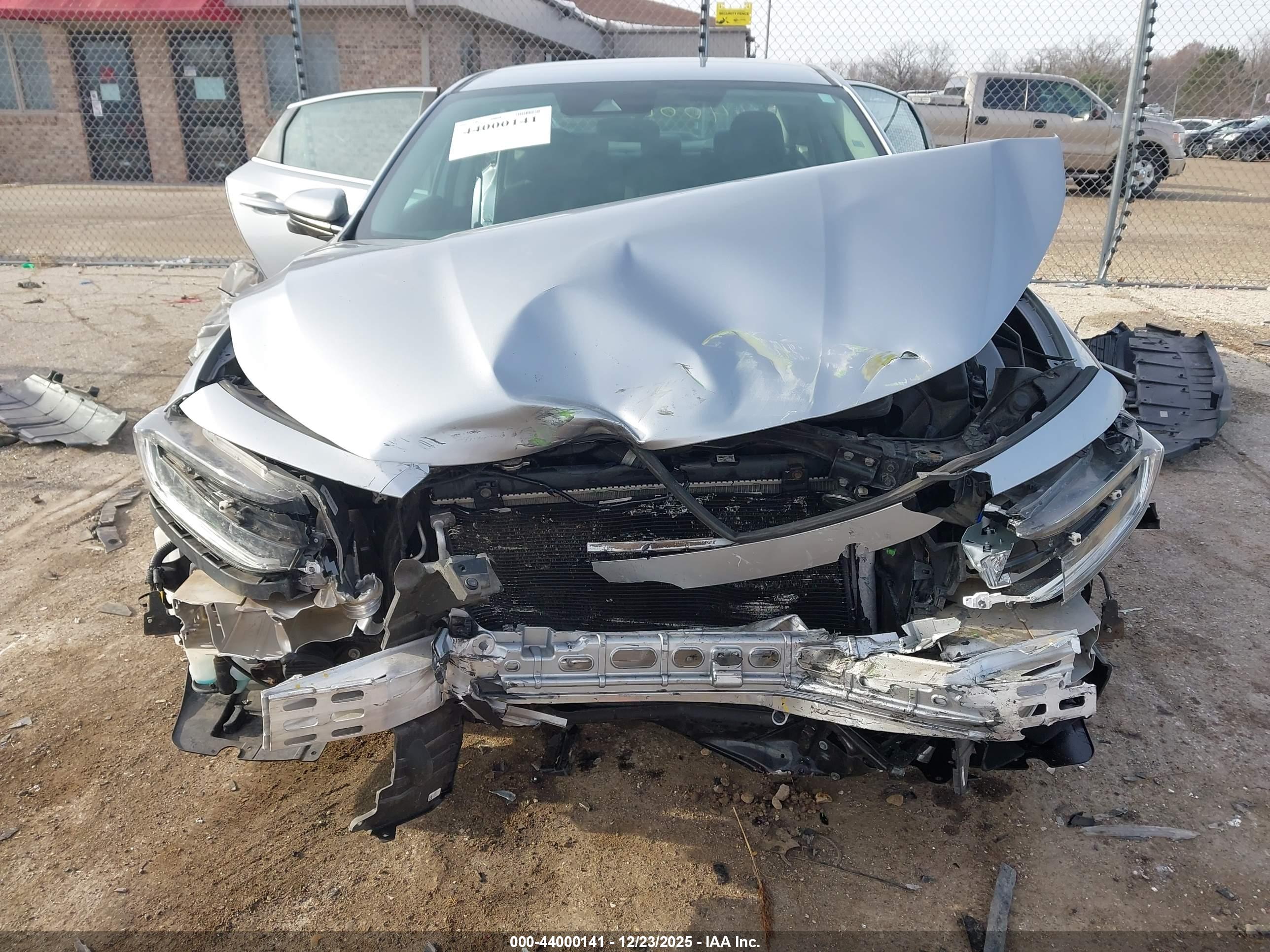 HONDA INSIGHT image 6