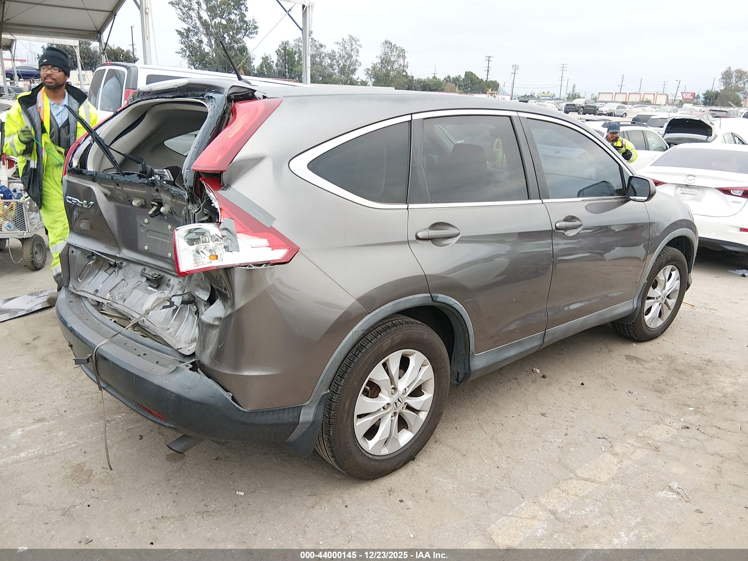 HONDA CR-V image 4