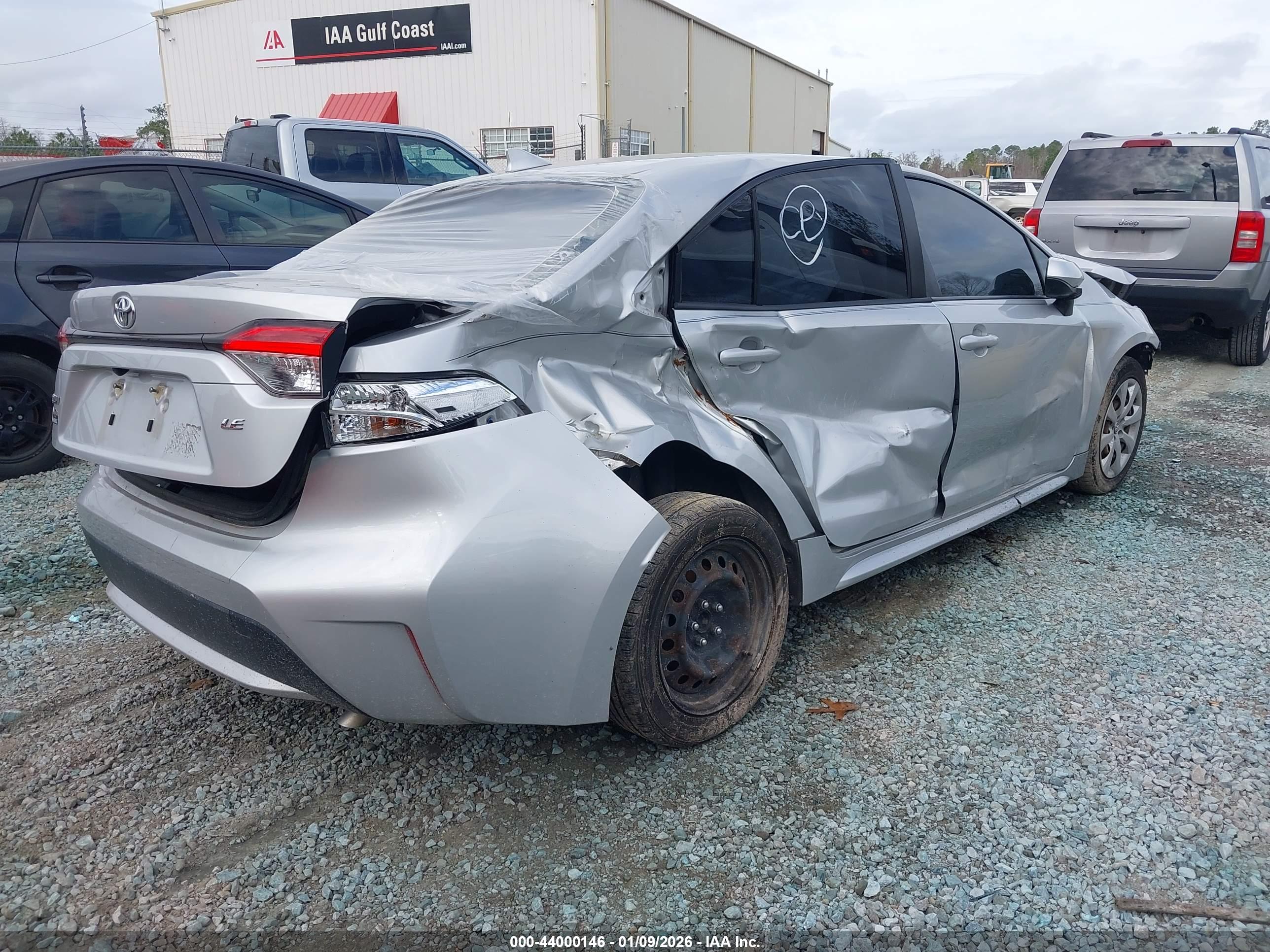 TOYOTA COROLLA image 4