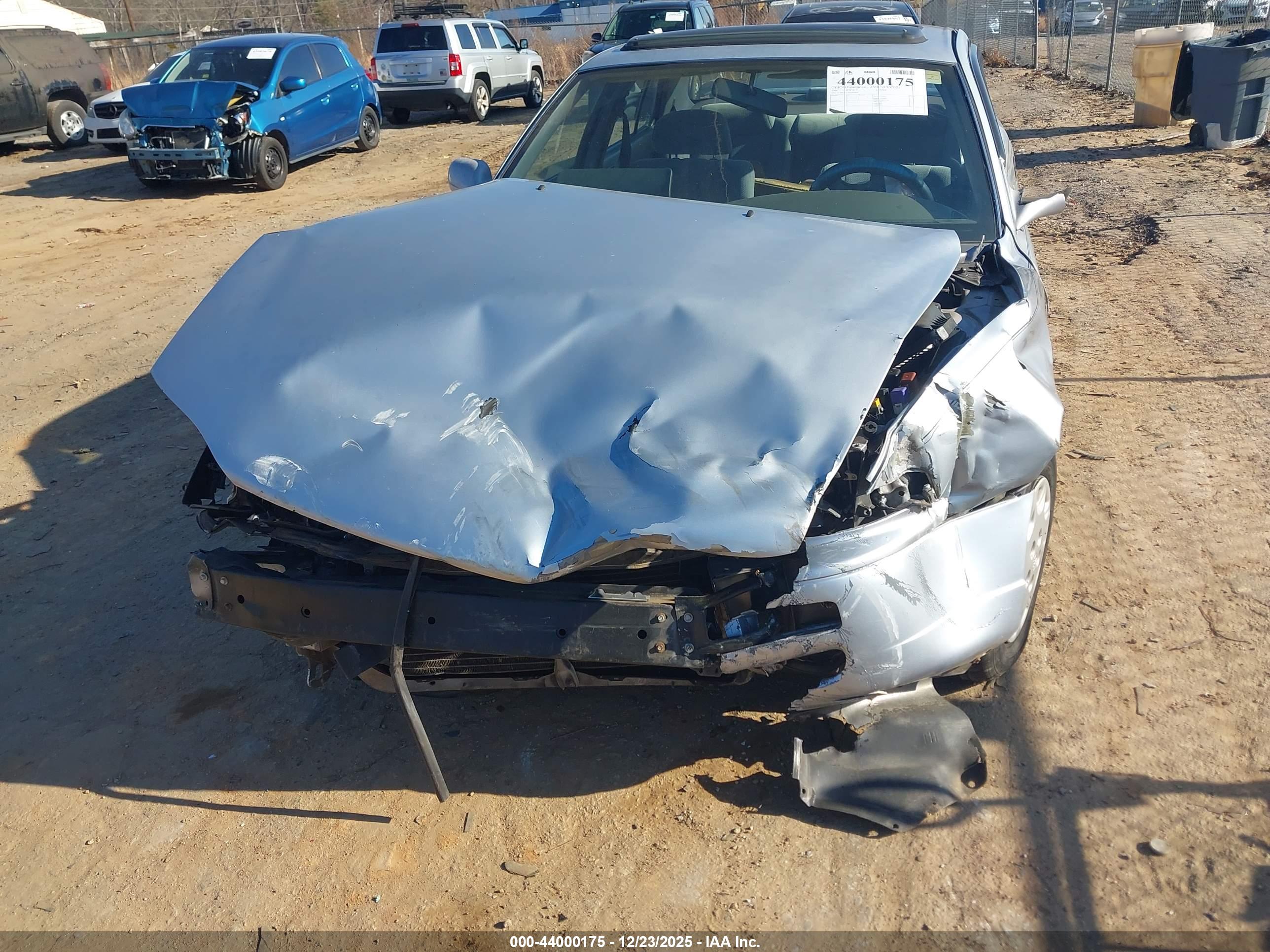 TOYOTA CAMRY image 6