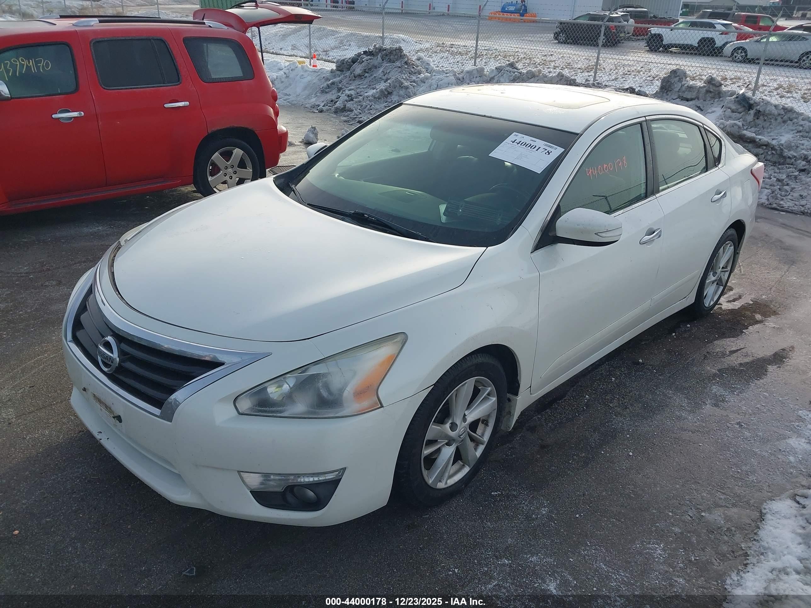 NISSAN ALTIMA image 2