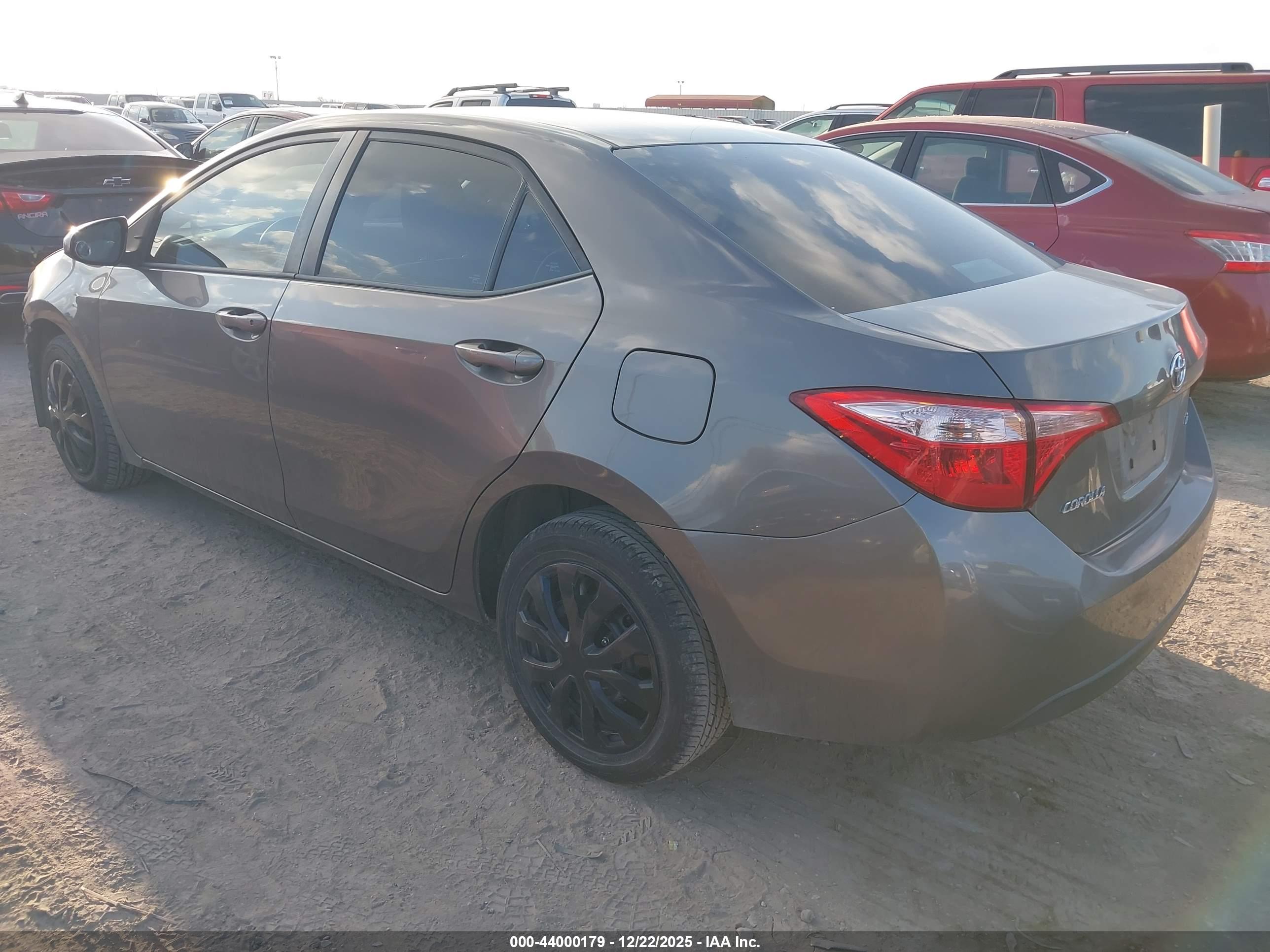 TOYOTA COROLLA image 3