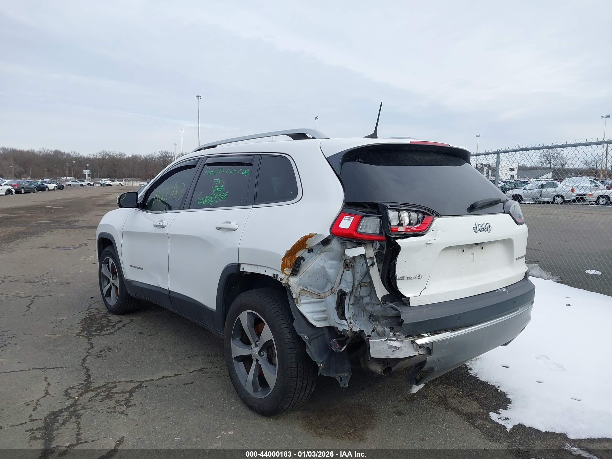 JEEP CHEROKEE image 6