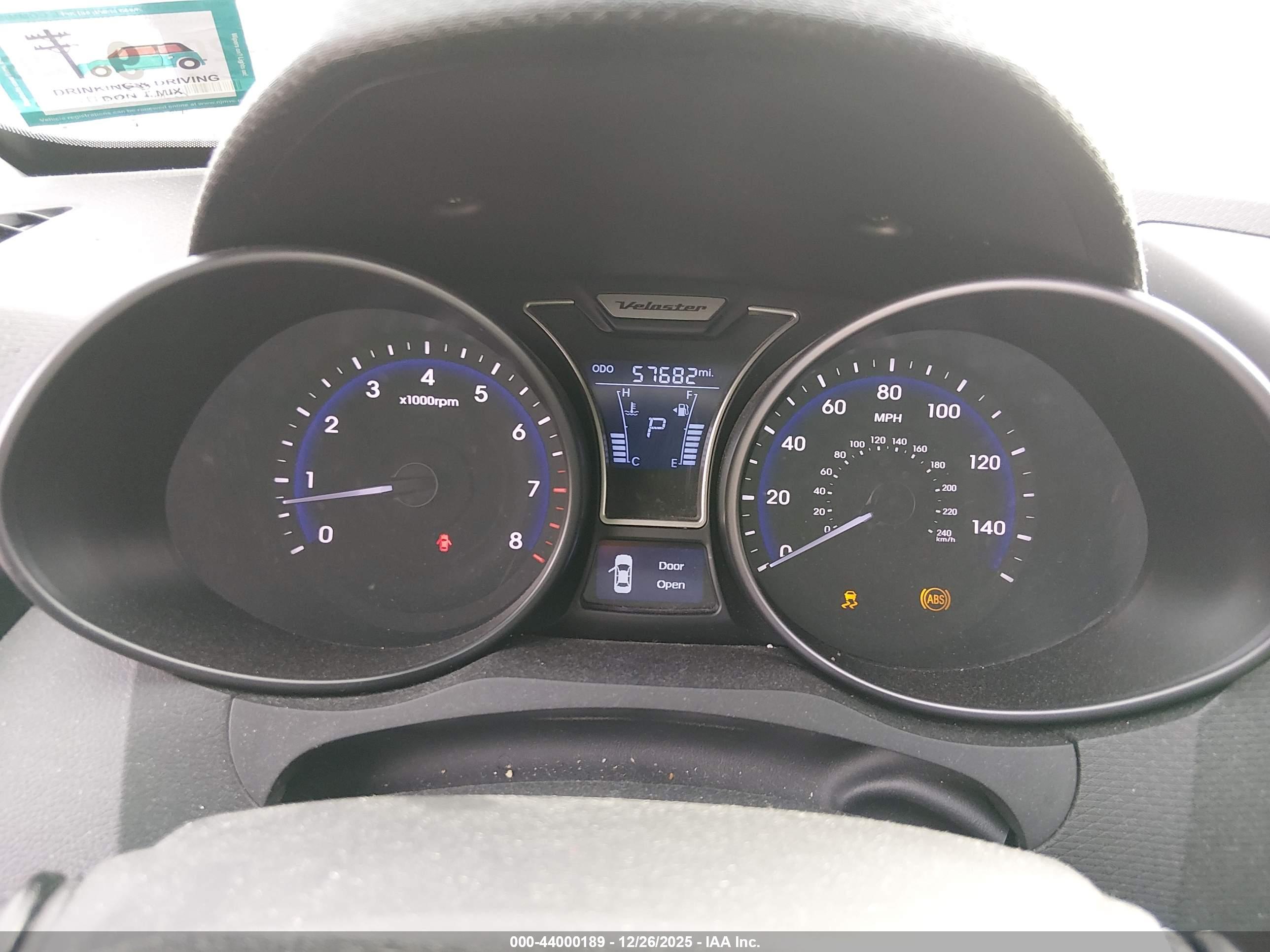 HYUNDAI VELOSTER image 7