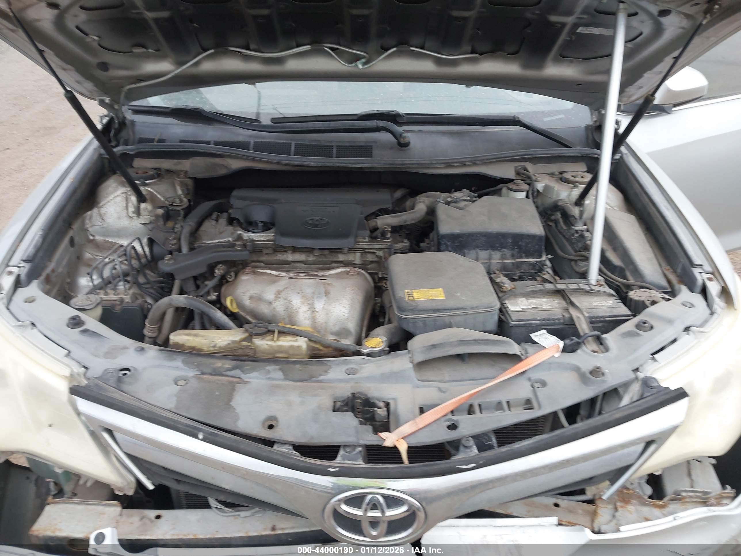 TOYOTA CAMRY image 10