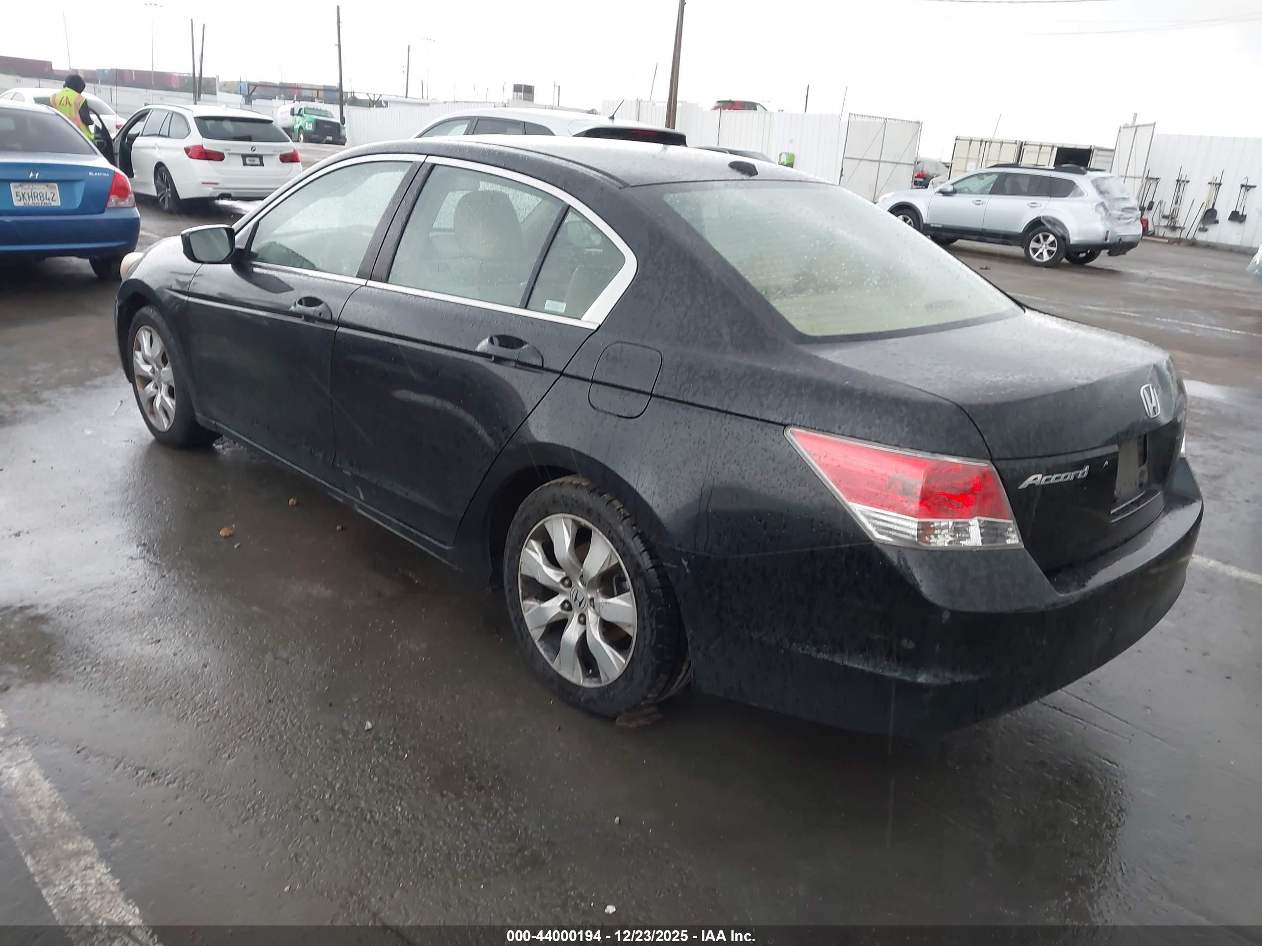 HONDA ACCORD image 3