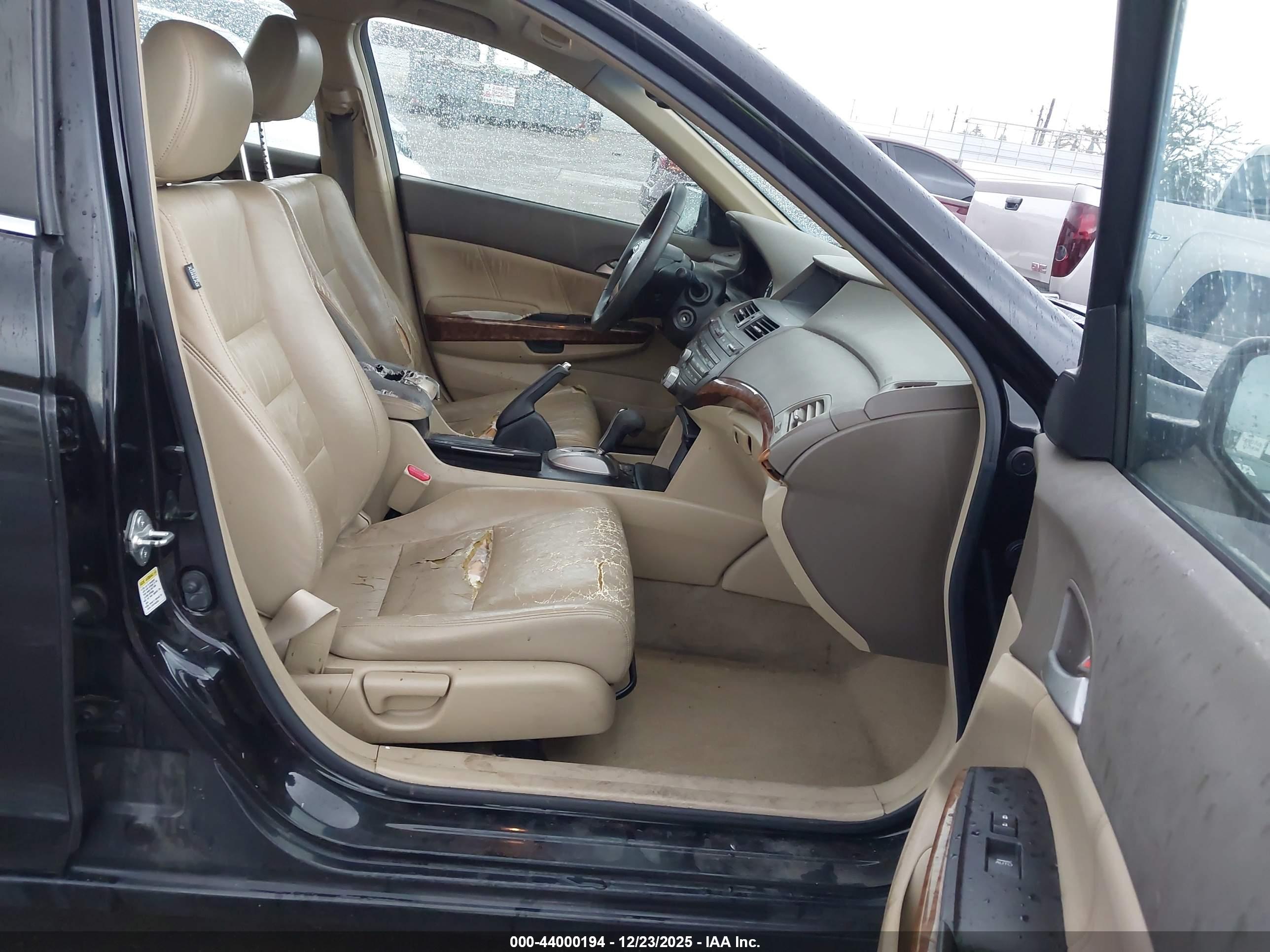 HONDA ACCORD image 5