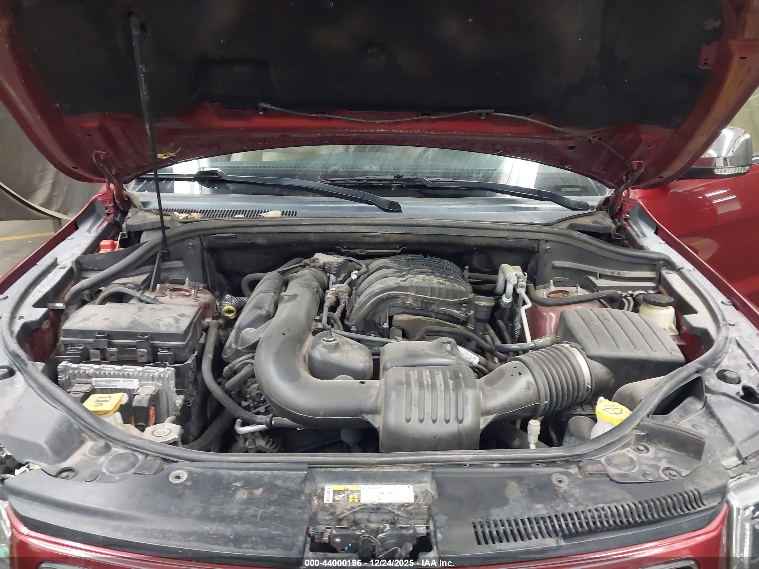 JEEP GRAND image 10