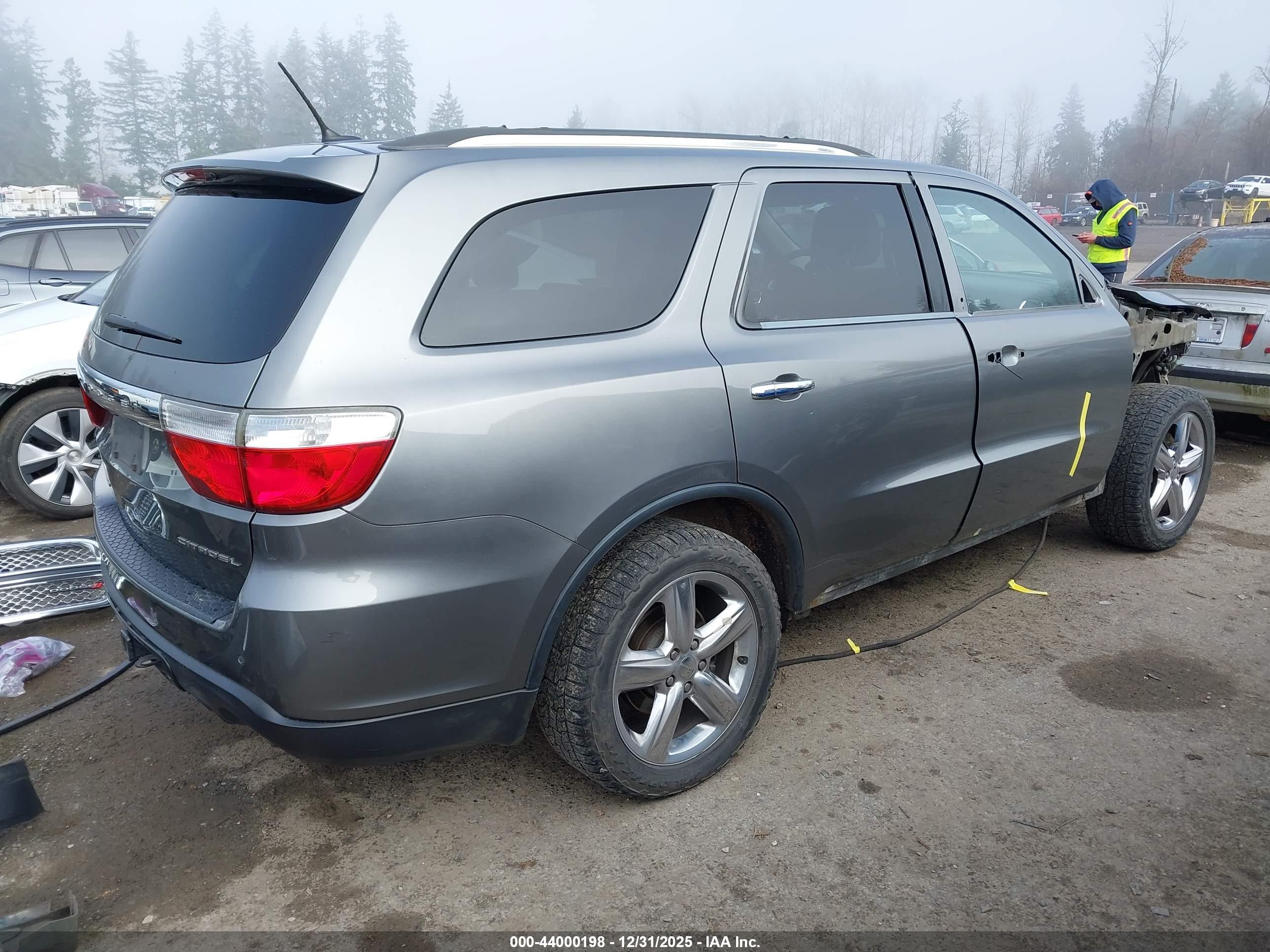 DODGE DURANGO image 4