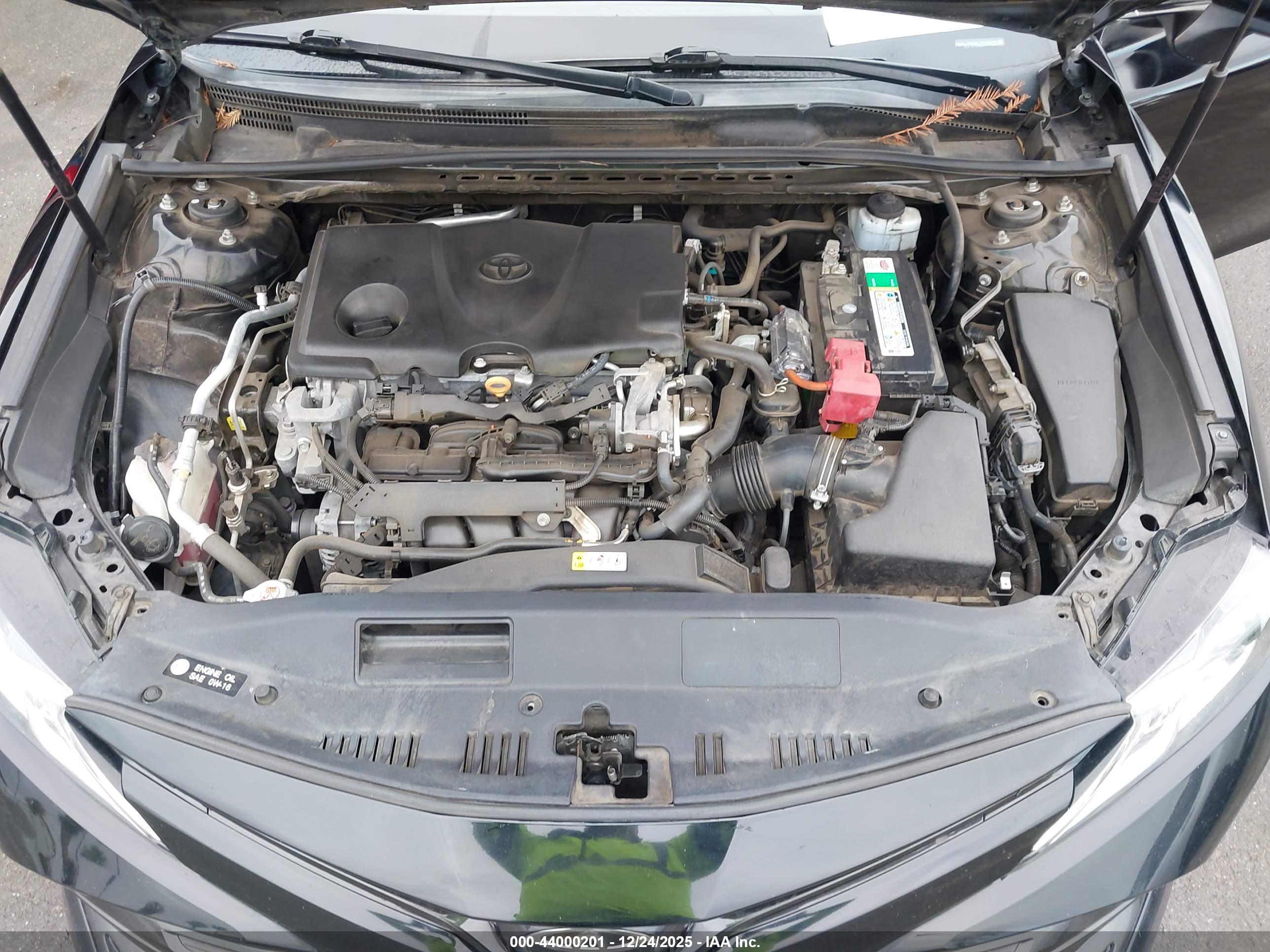 TOYOTA CAMRY image 10