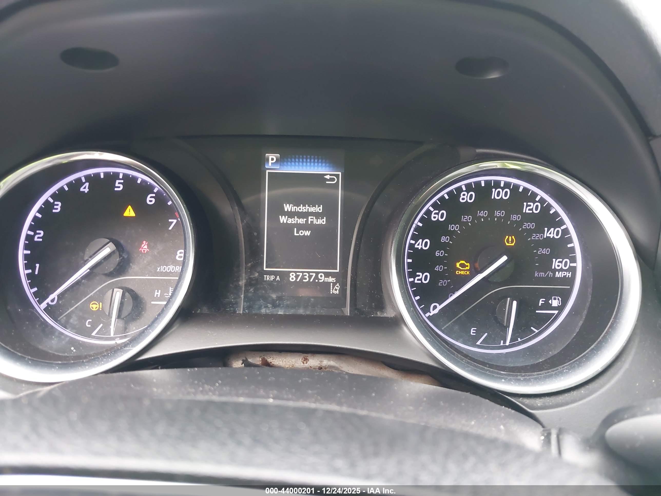 TOYOTA CAMRY image 7