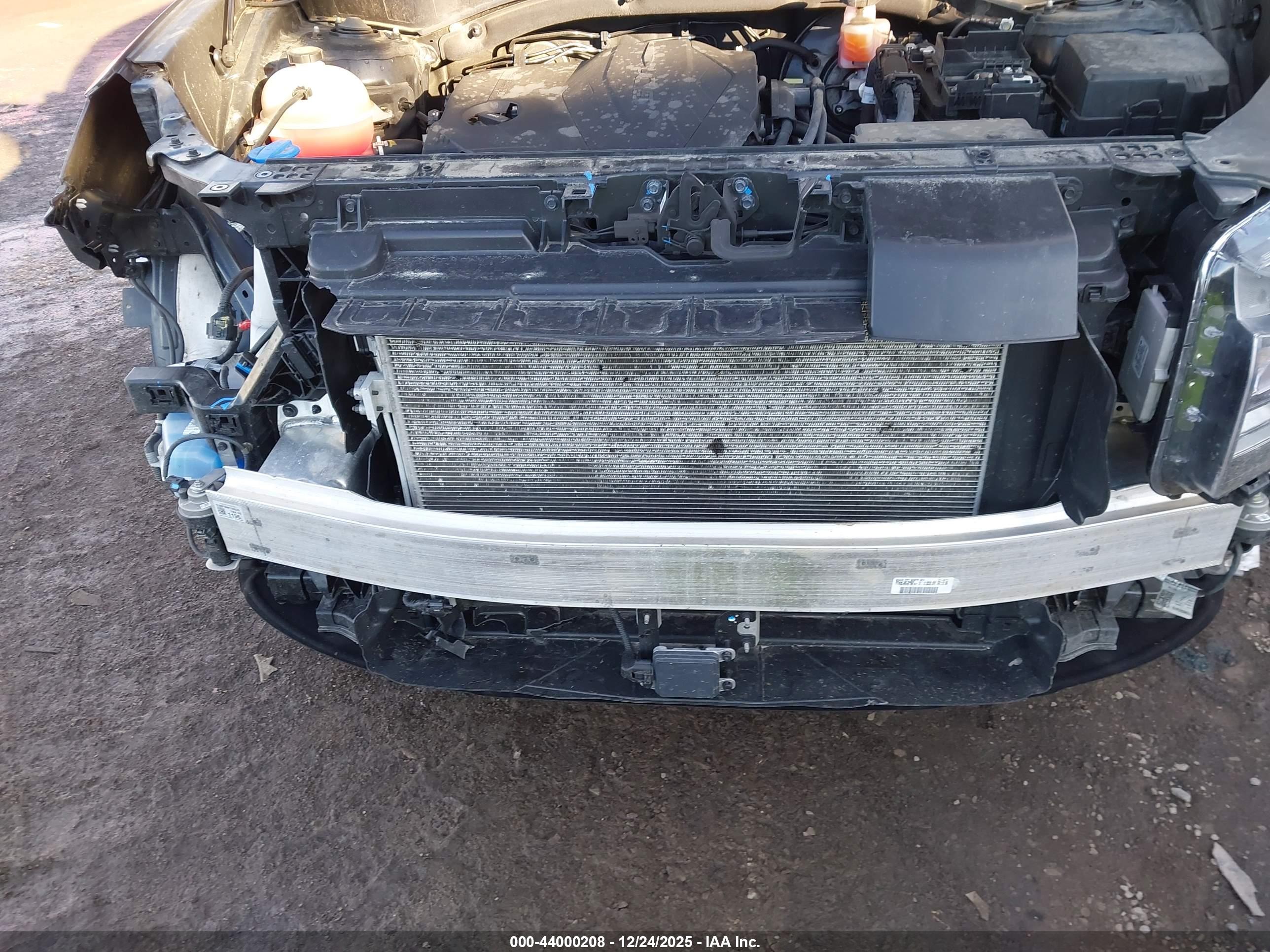 HYUNDAI SANTA image 6
