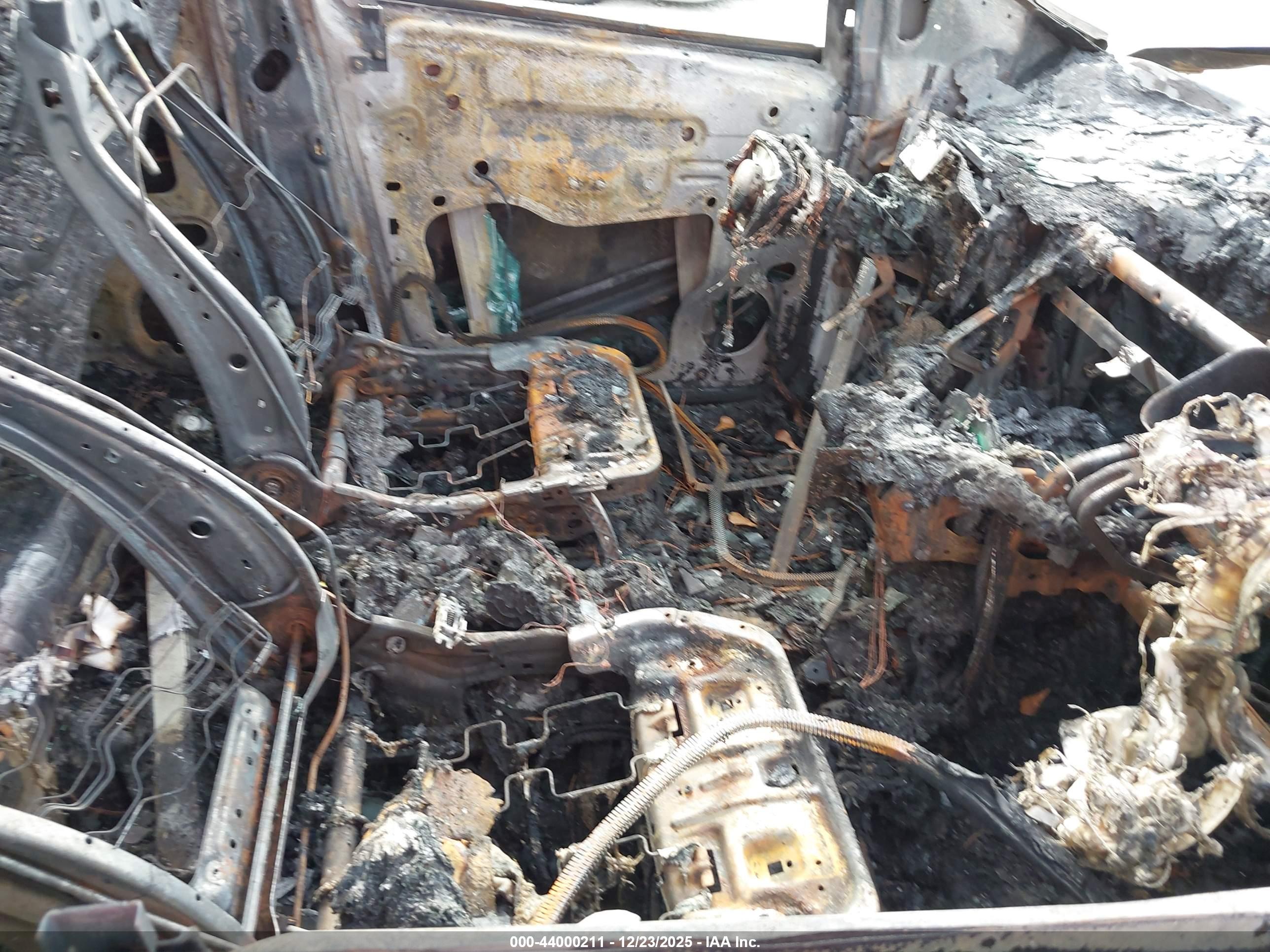 FORD ESCAPE image 5