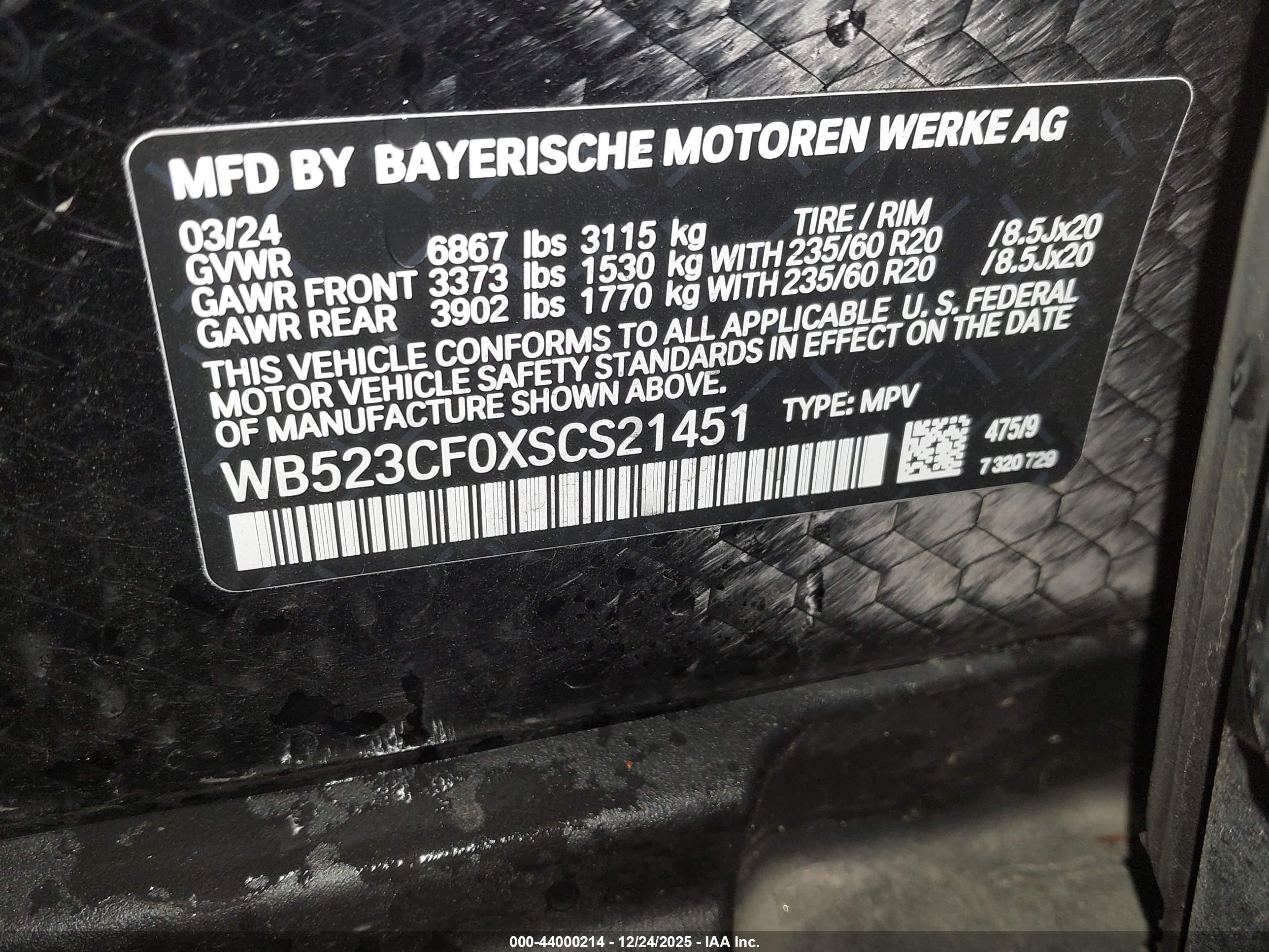 BMW IX image 9