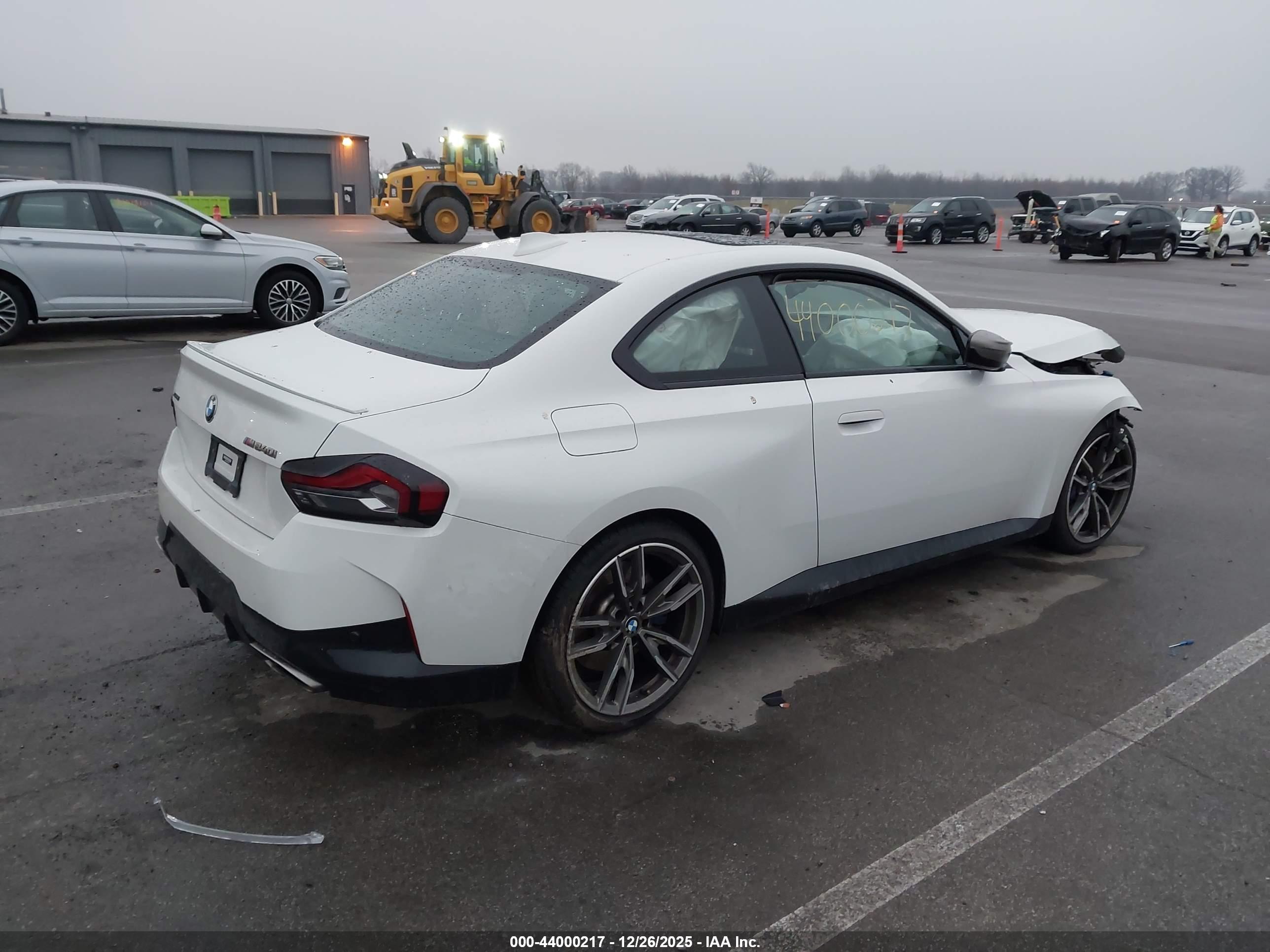 BMW M240 image 4