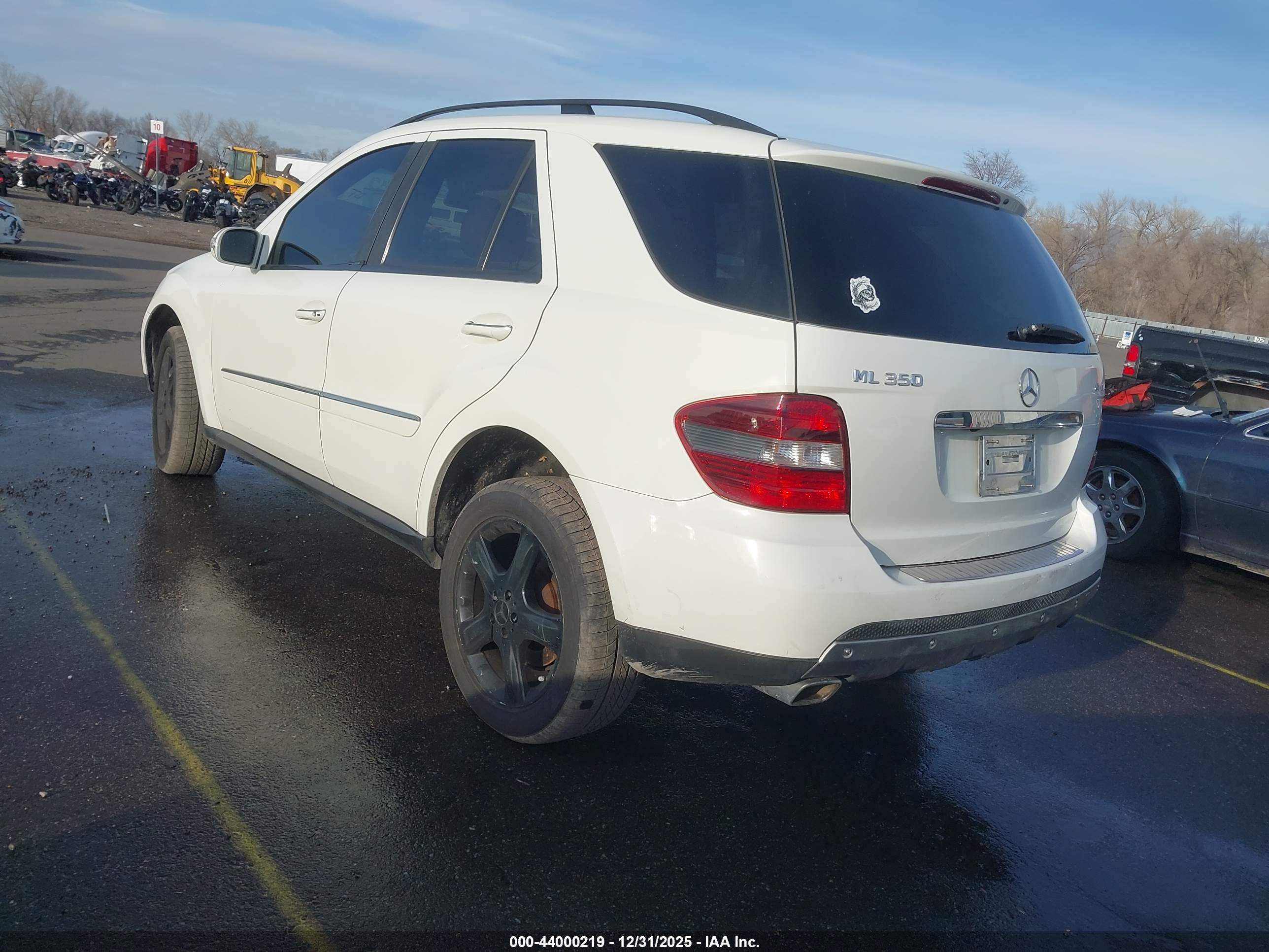 MERCEDES-BENZ ML image 3