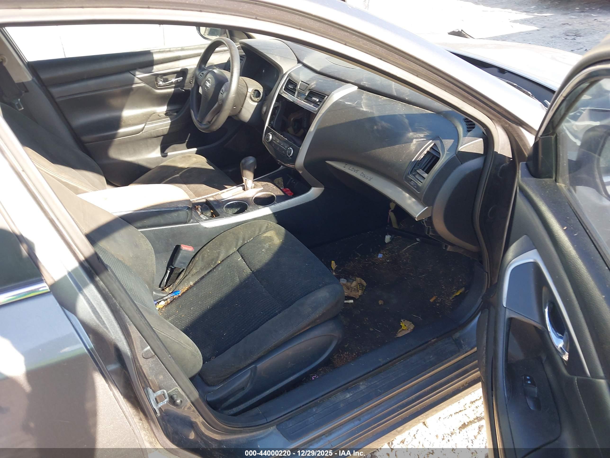 NISSAN ALTIMA image 5