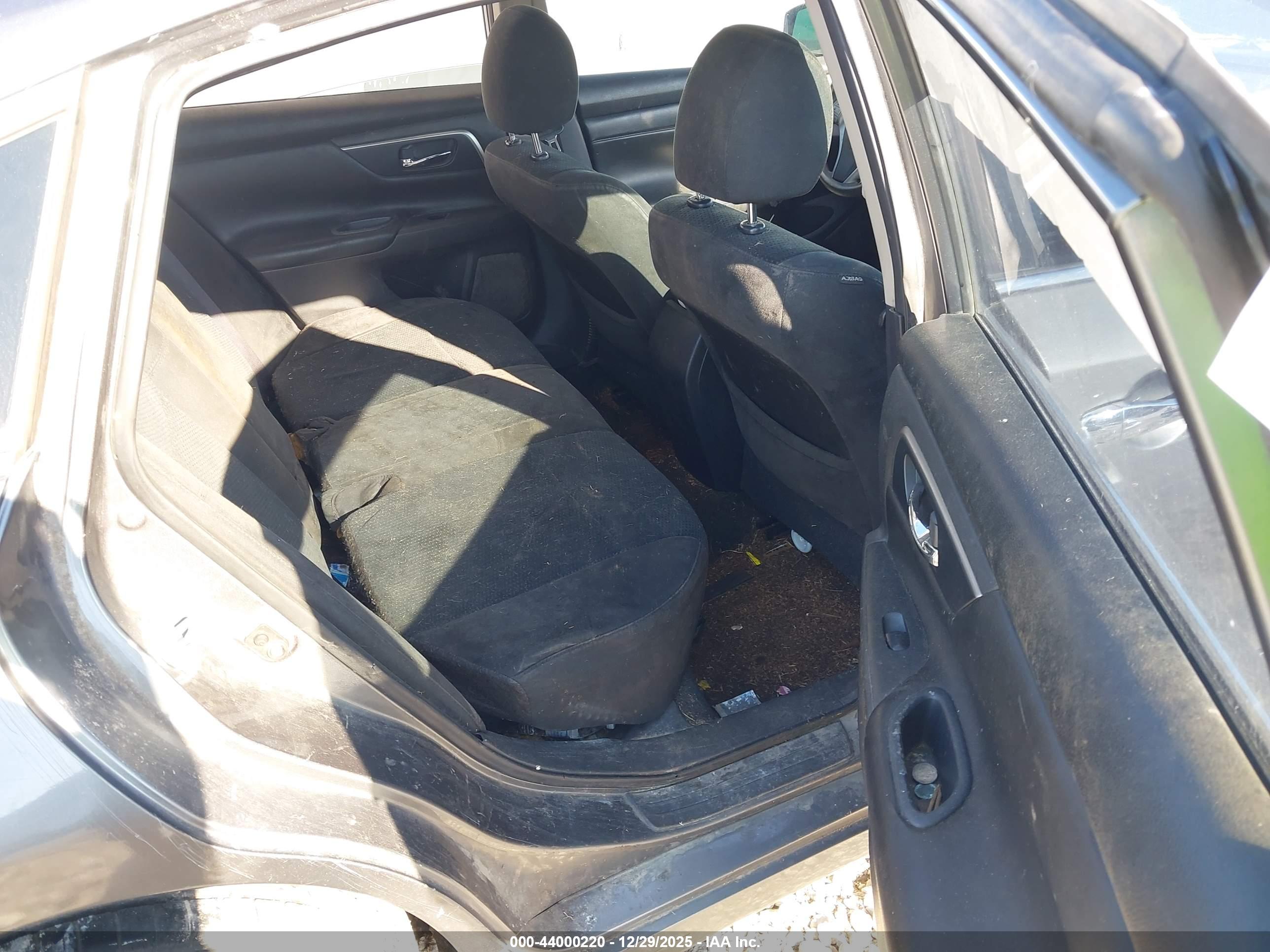 NISSAN ALTIMA image 8