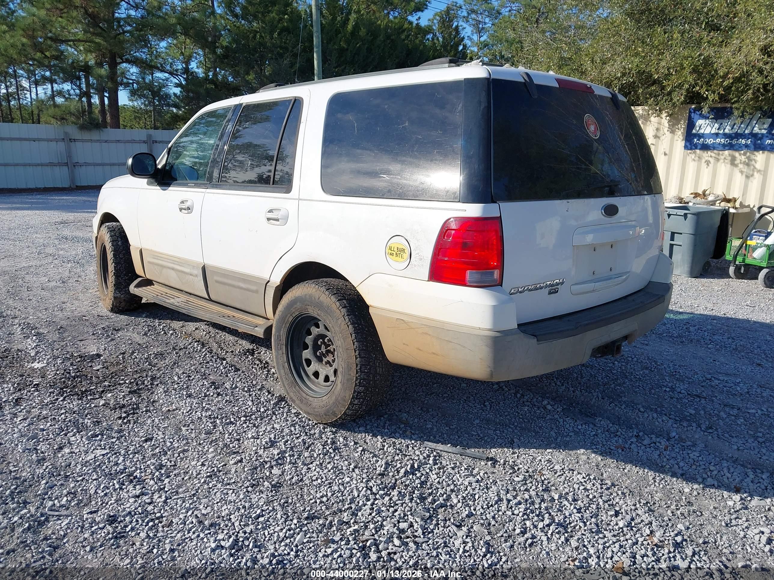 FORD EXPEDITION image 3