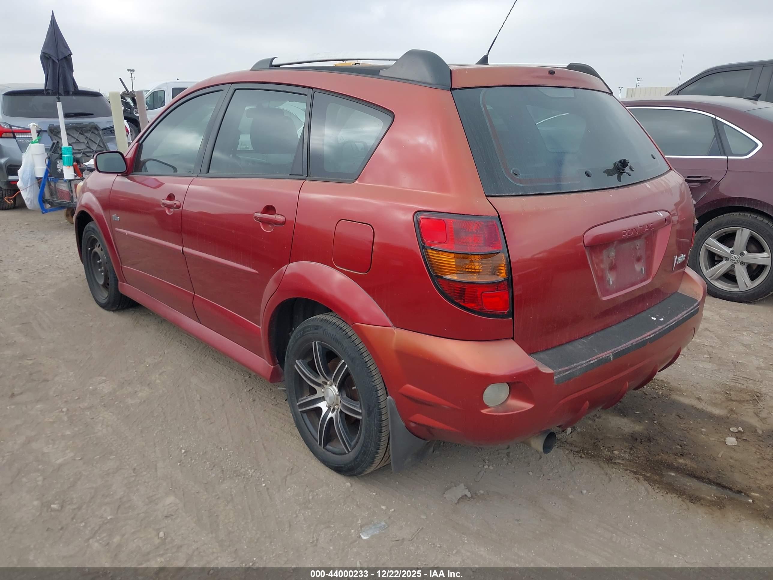 PONTIAC VIBE image 3