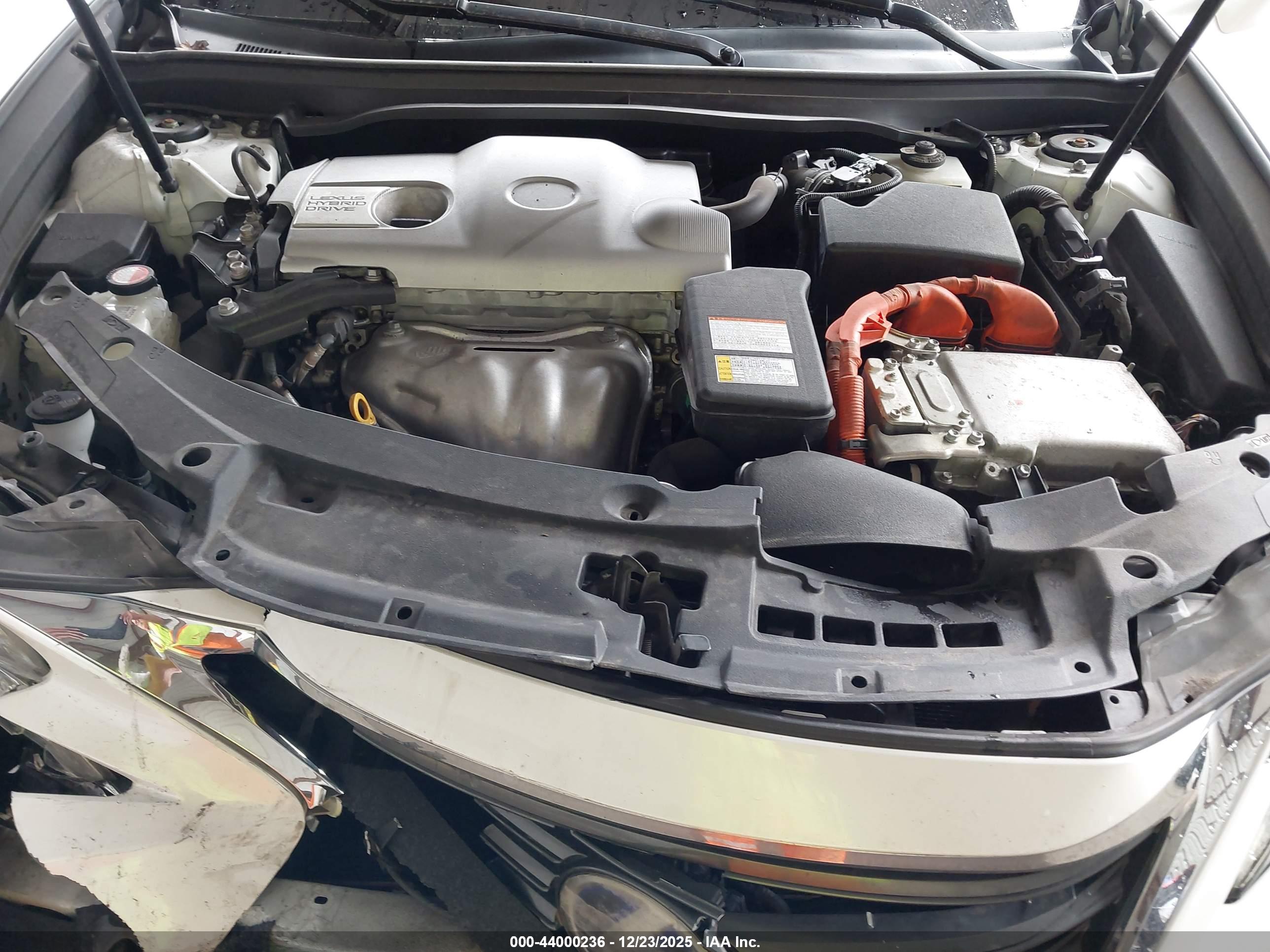 LEXUS ES image 10