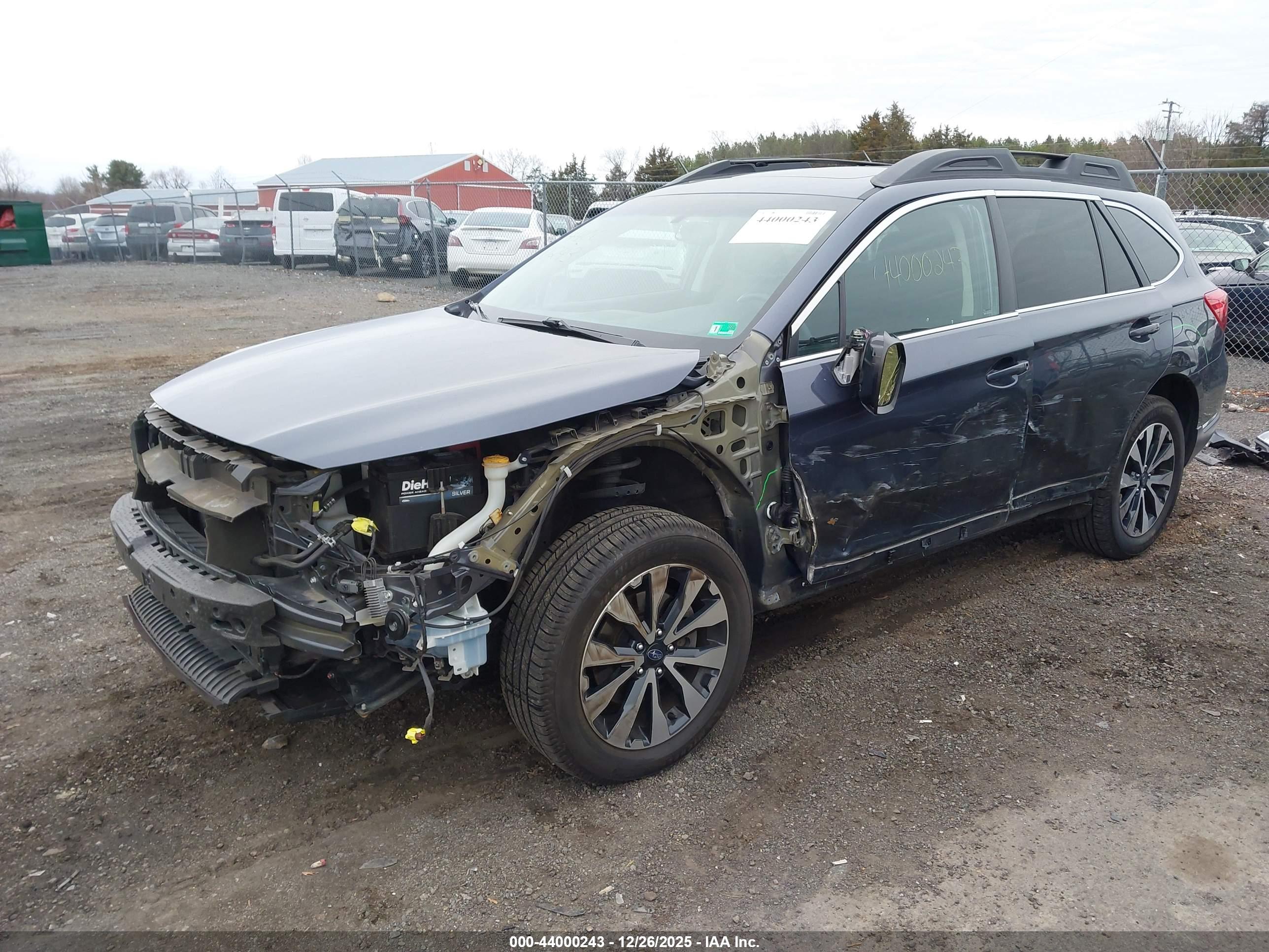 SUBARU OUTBACK image 2