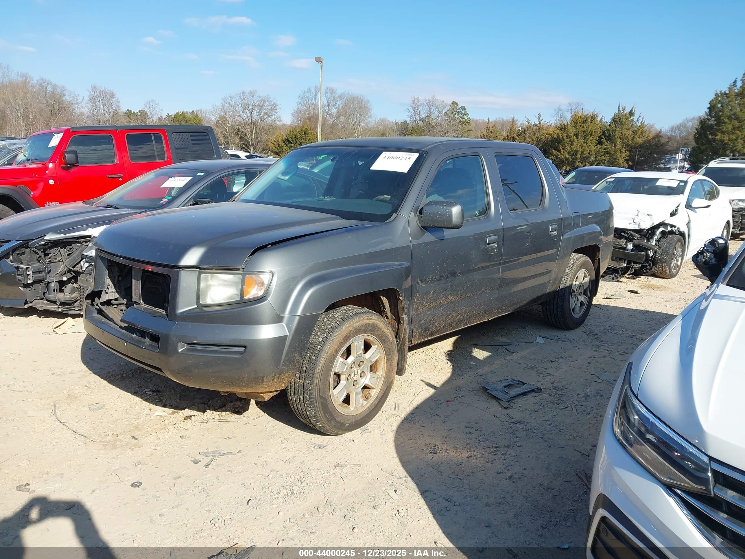 HONDA RIDGELINE image 2