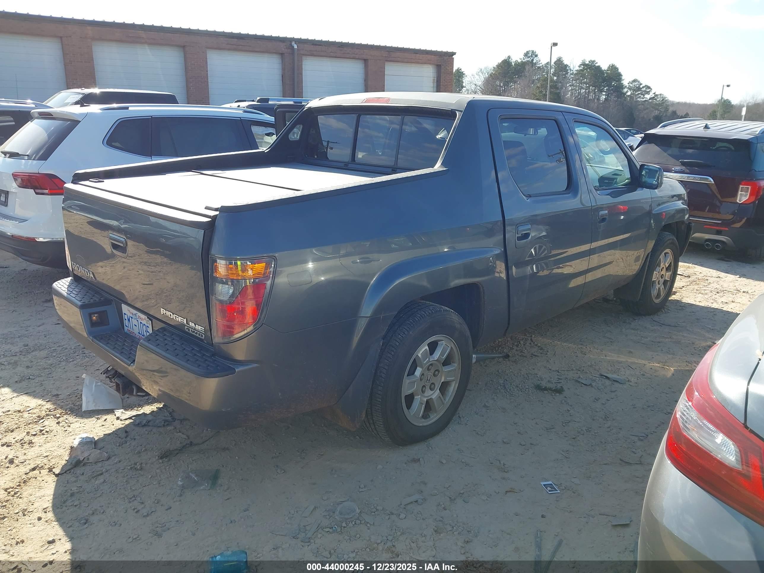 HONDA RIDGELINE image 4