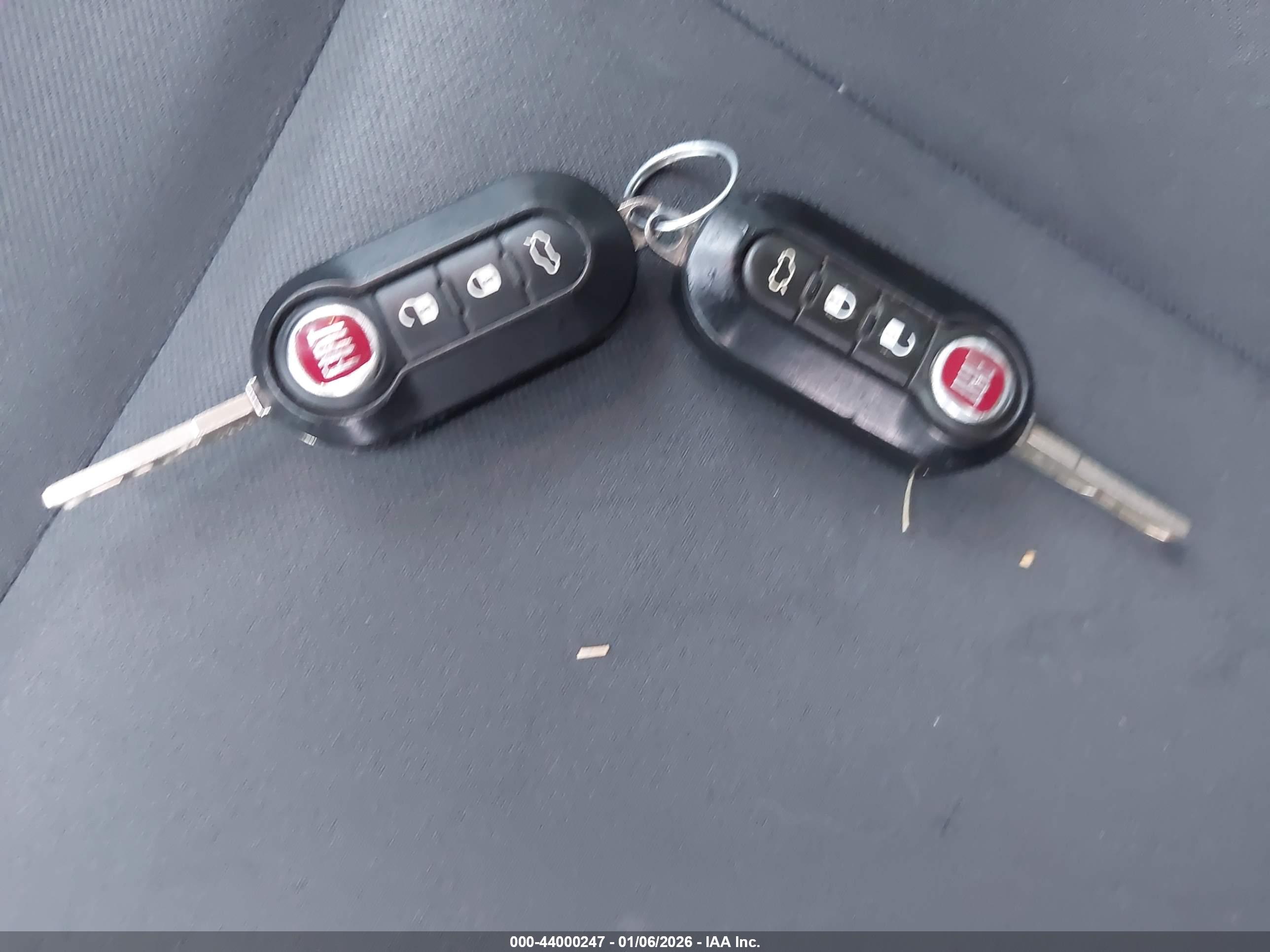 FIAT 500 image 11