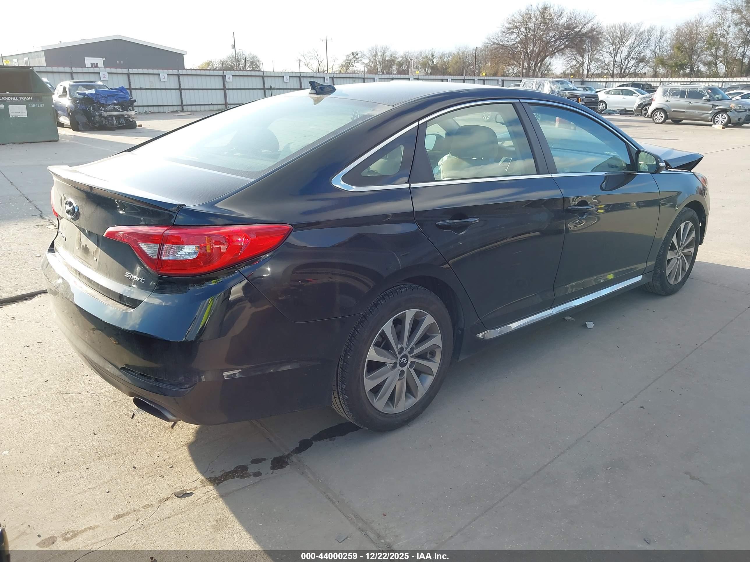 HYUNDAI SONATA image 4