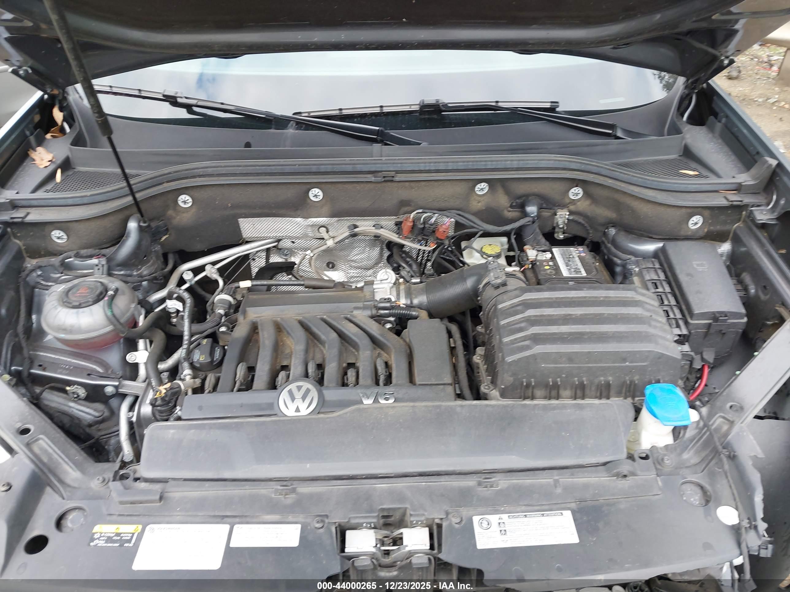 VOLKSWAGEN ATLAS image 10