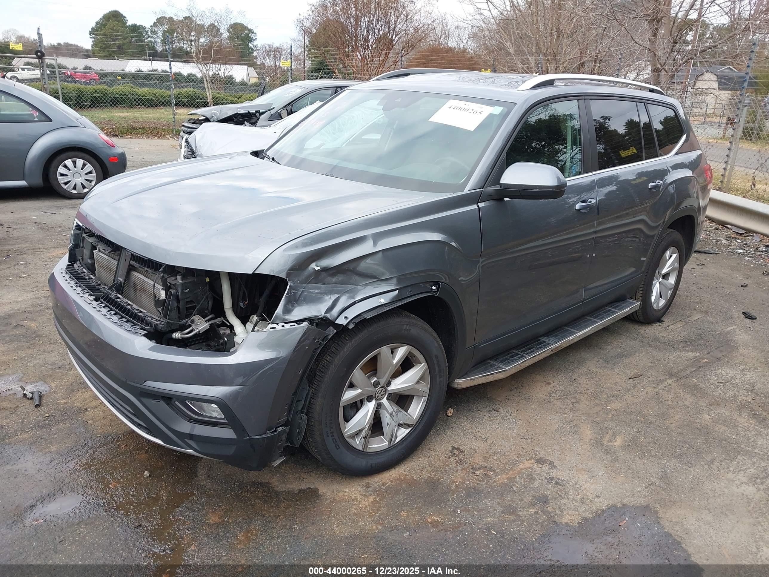 VOLKSWAGEN ATLAS image 2