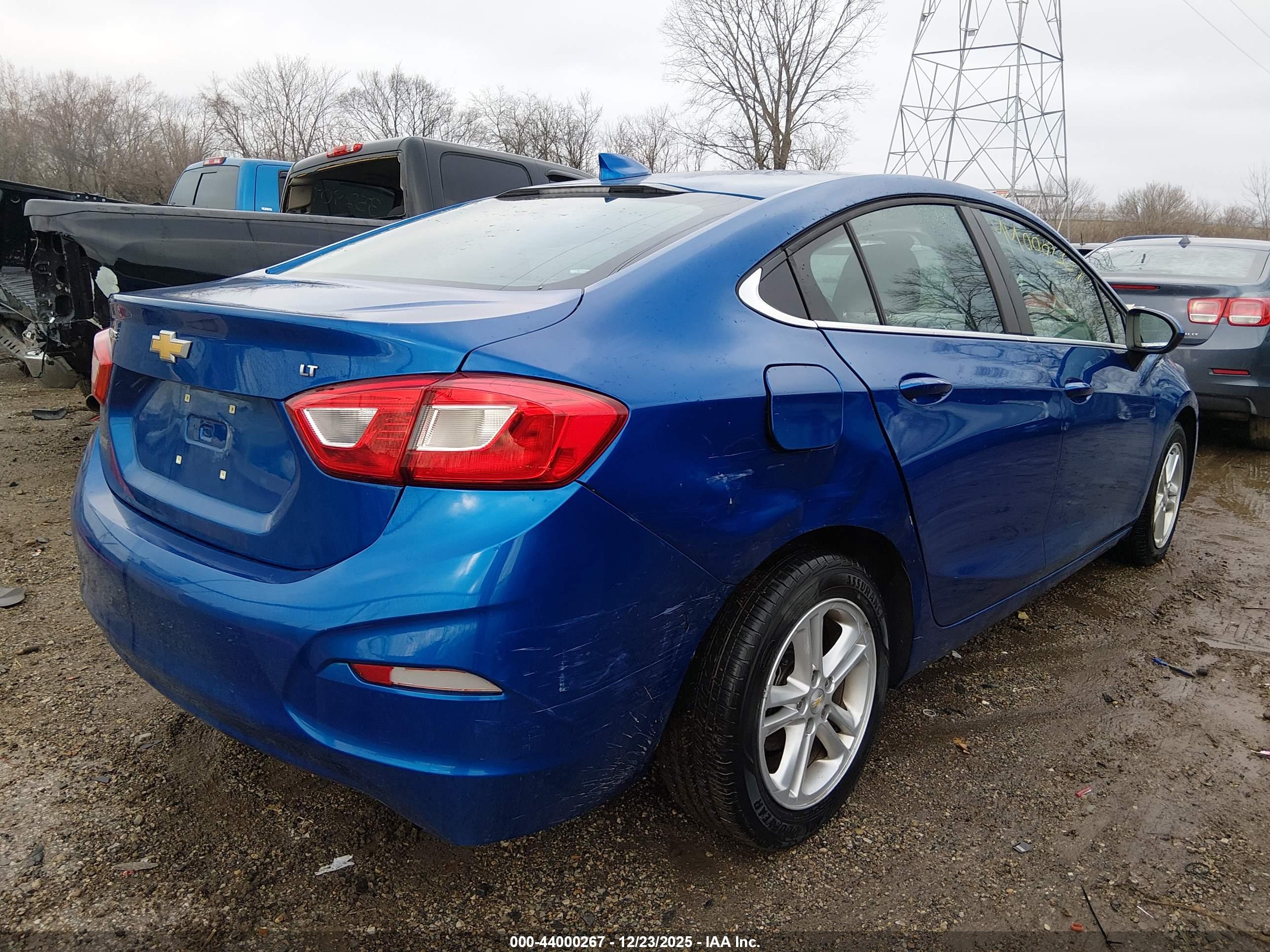 CHEVROLET CRUZE image 6