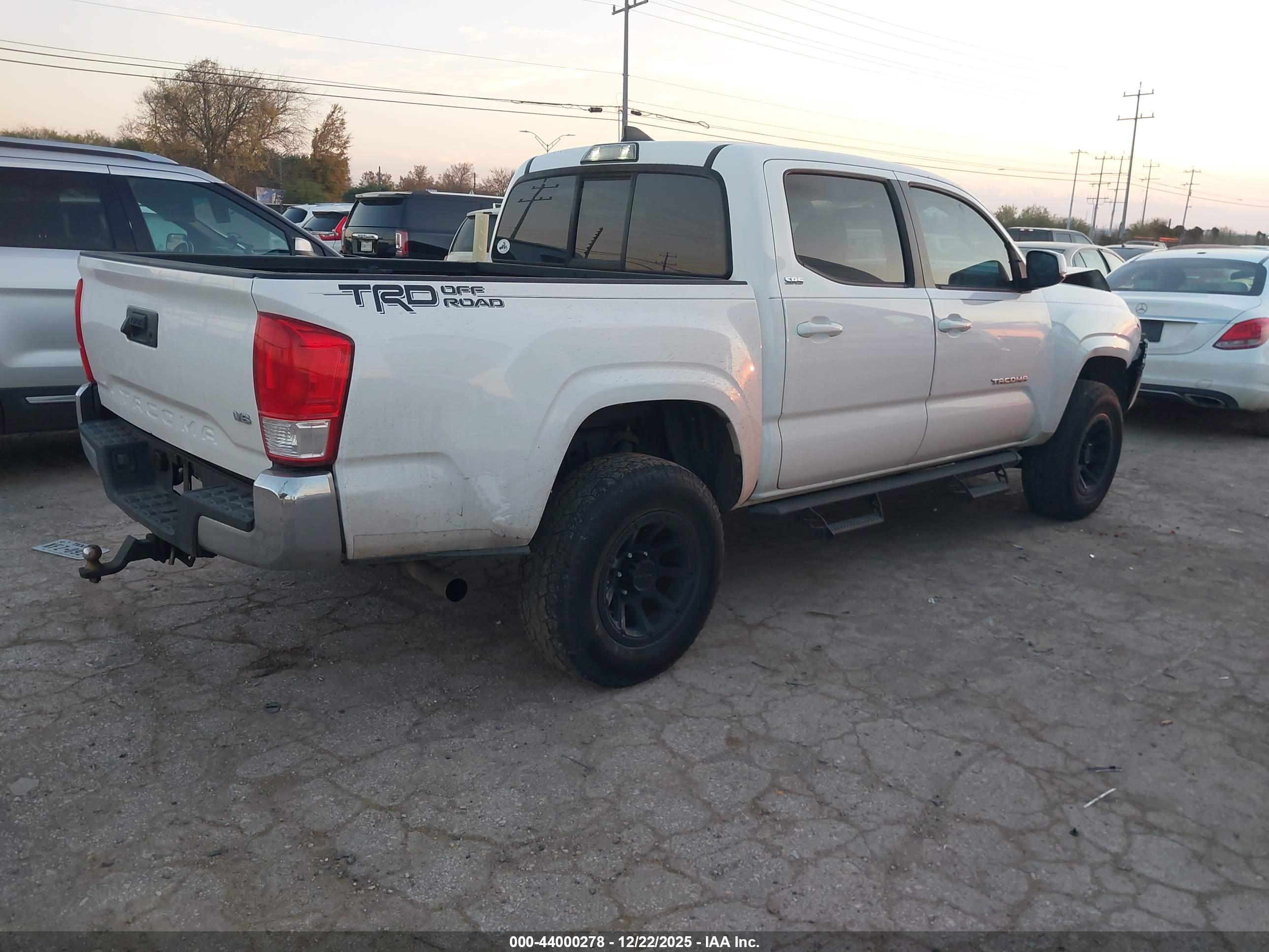 TOYOTA TACOMA image 4