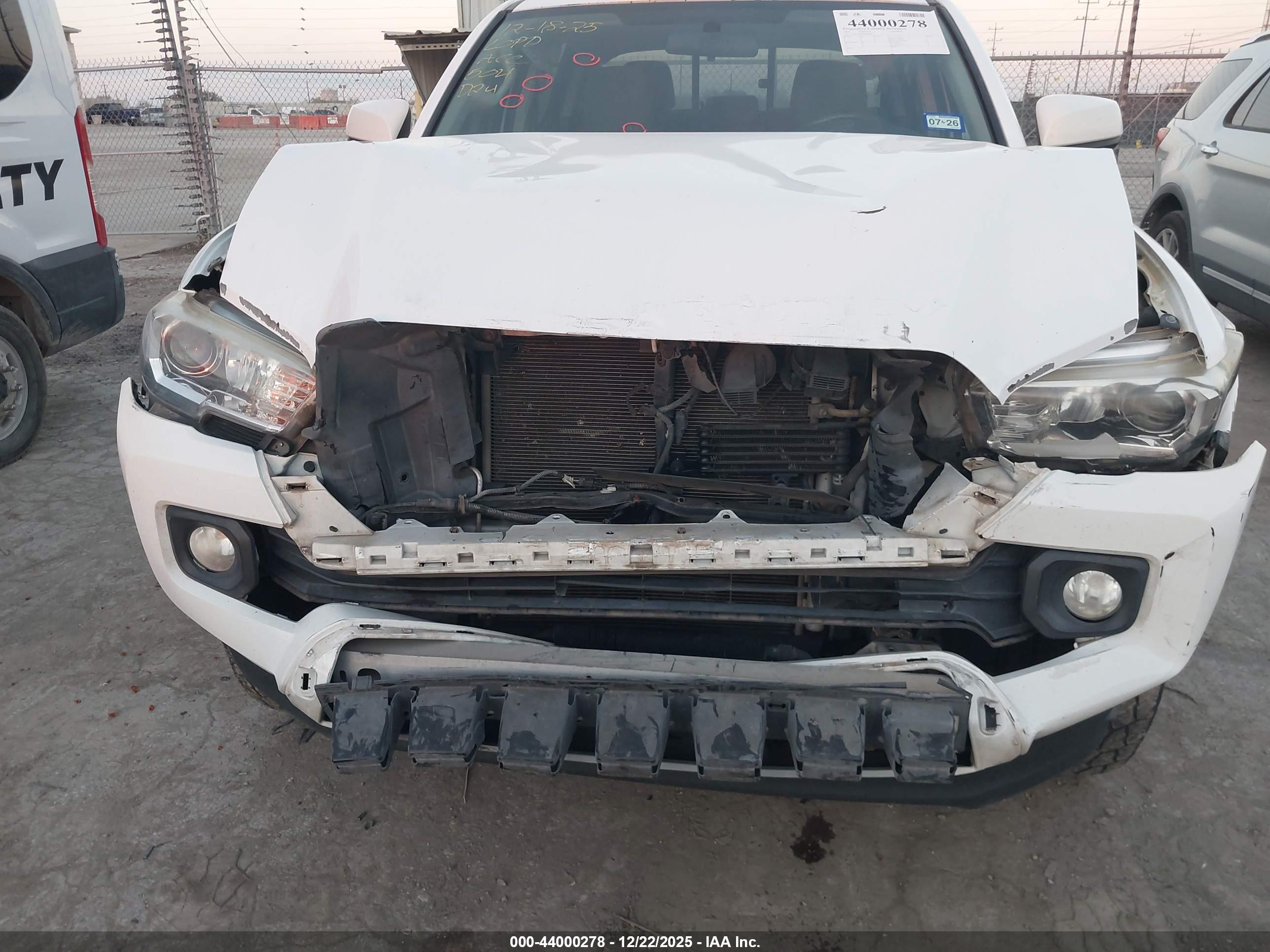 TOYOTA TACOMA image 6