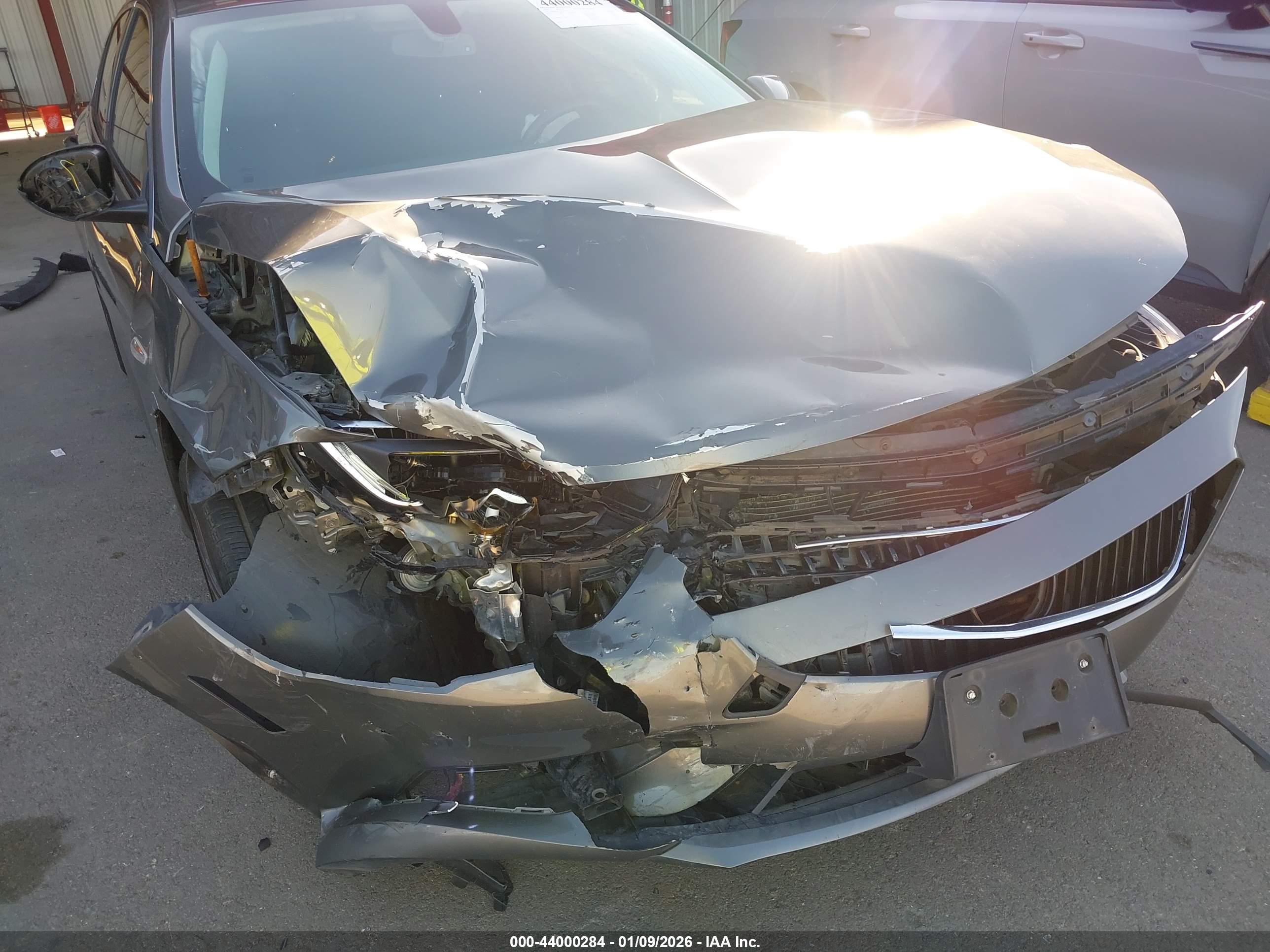 BUICK REGAL image 6