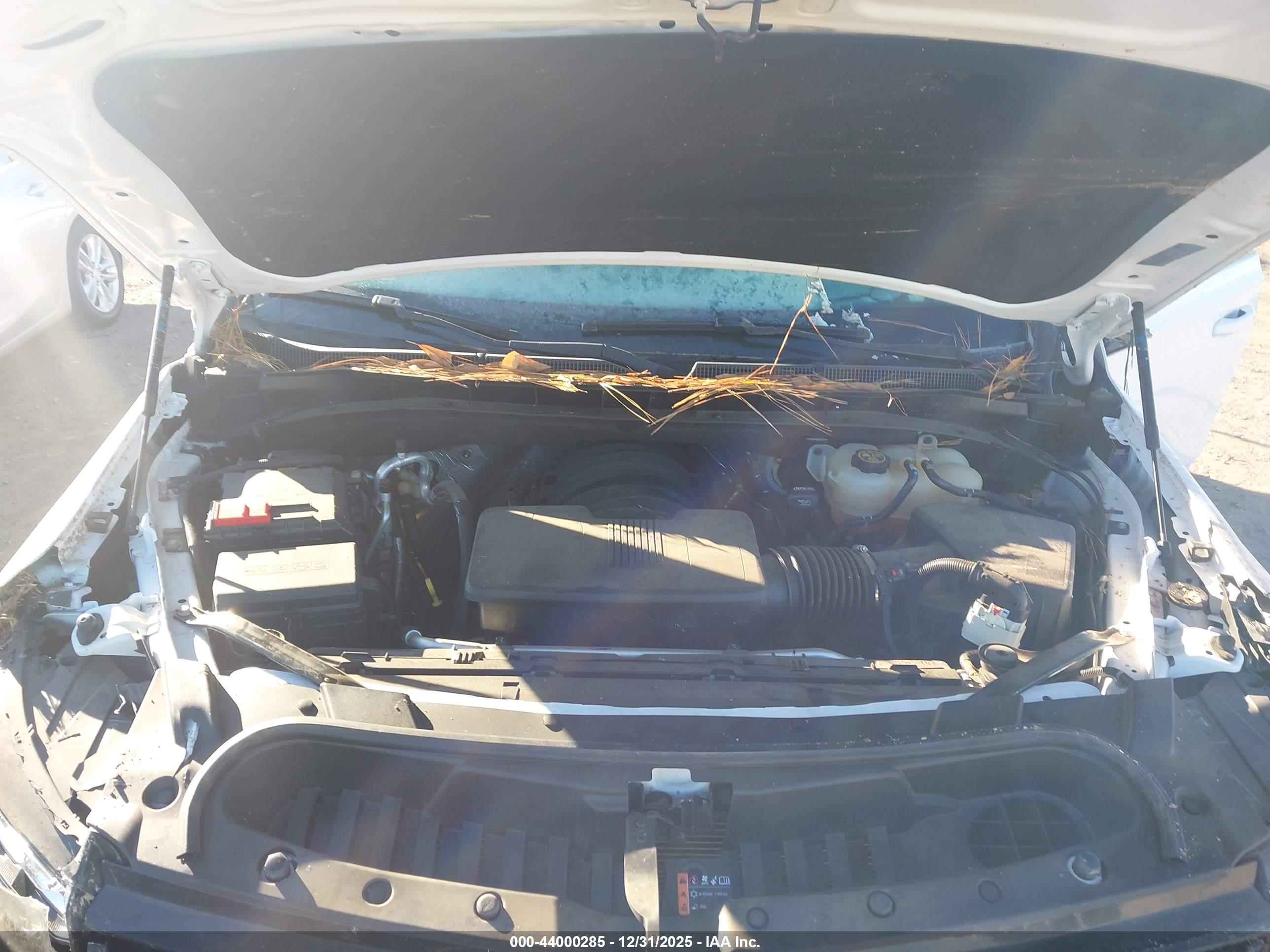 CHEVROLET TAHOE image 10