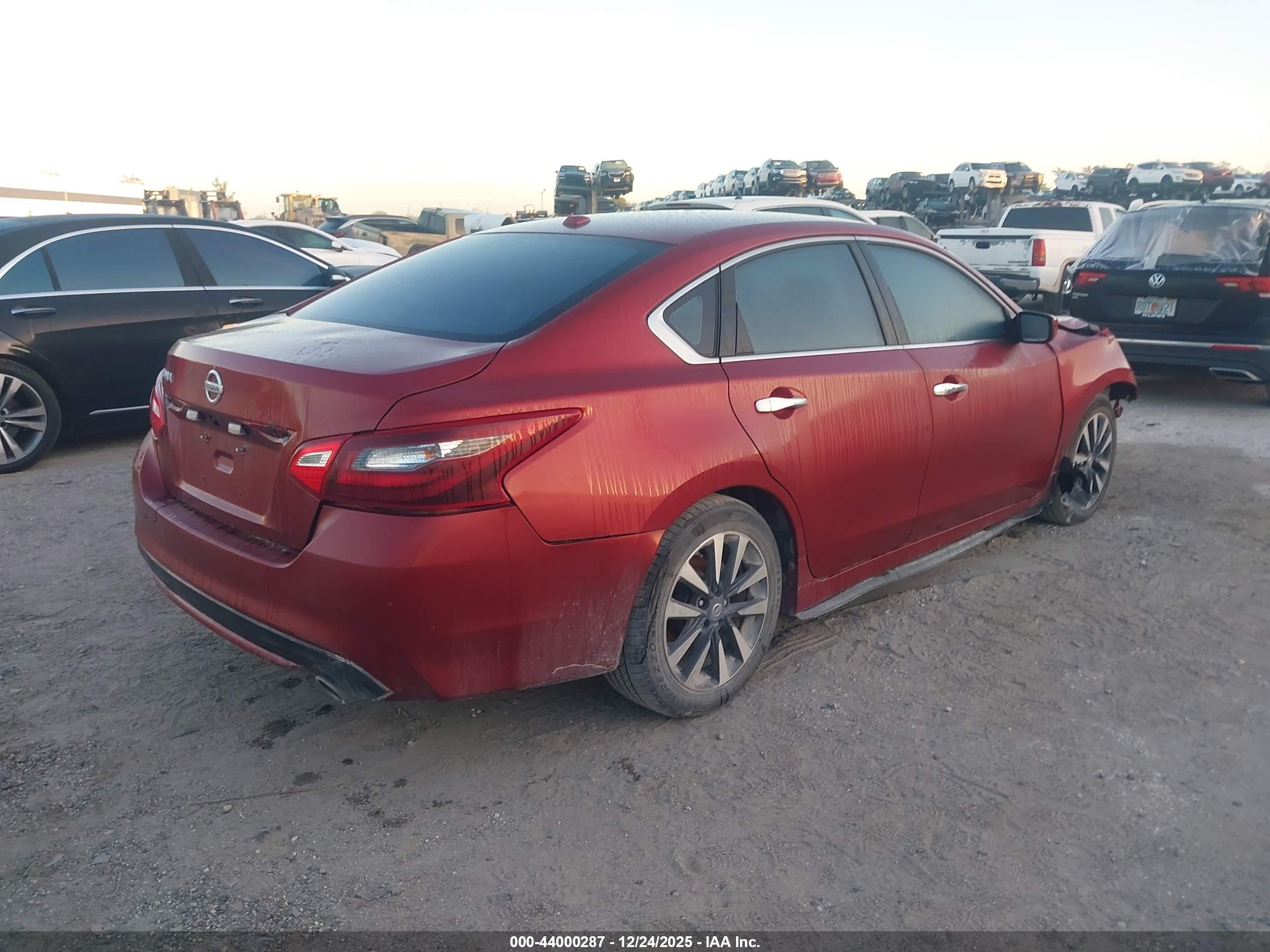 NISSAN ALTIMA image 4