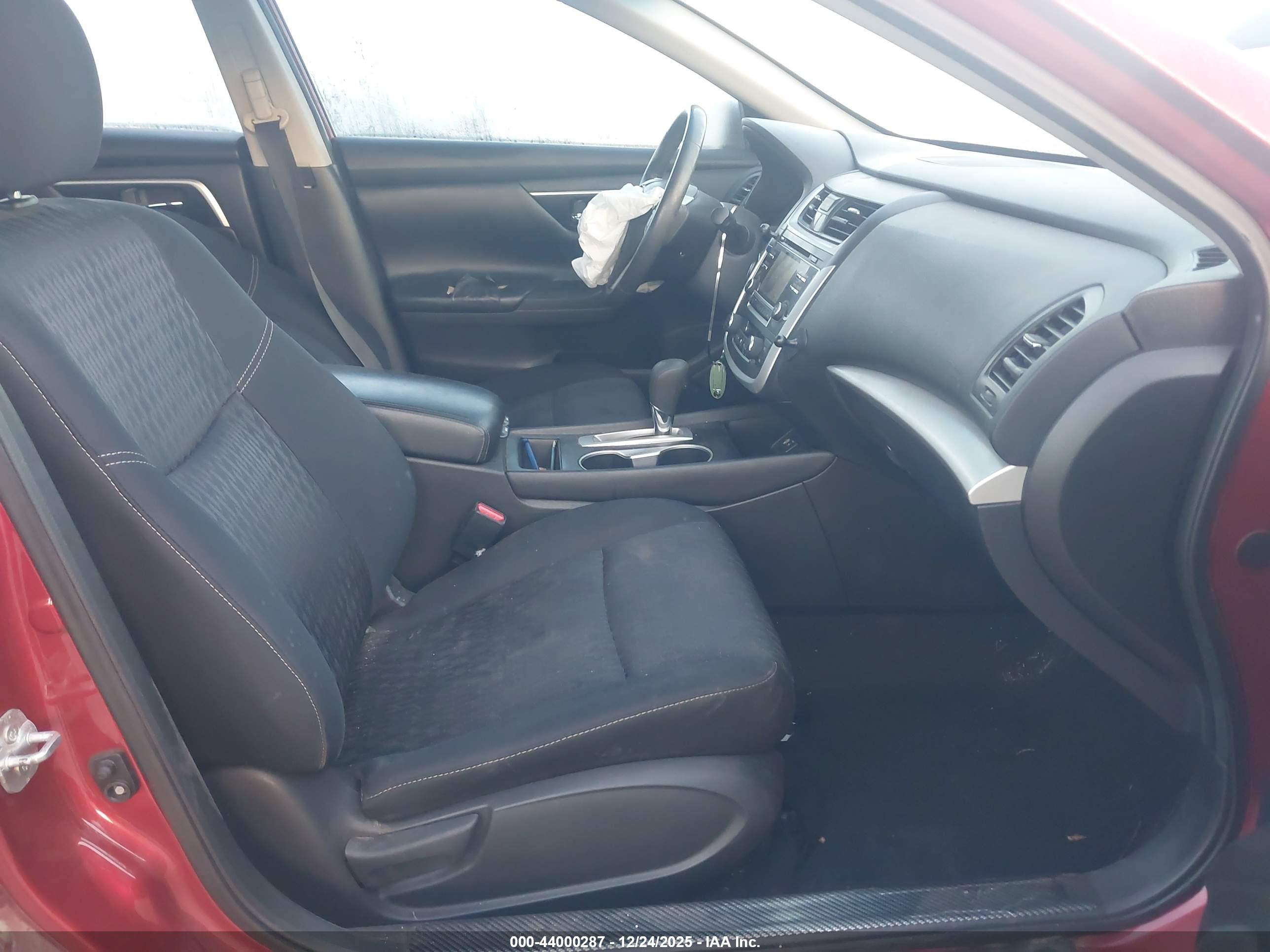 NISSAN ALTIMA image 5