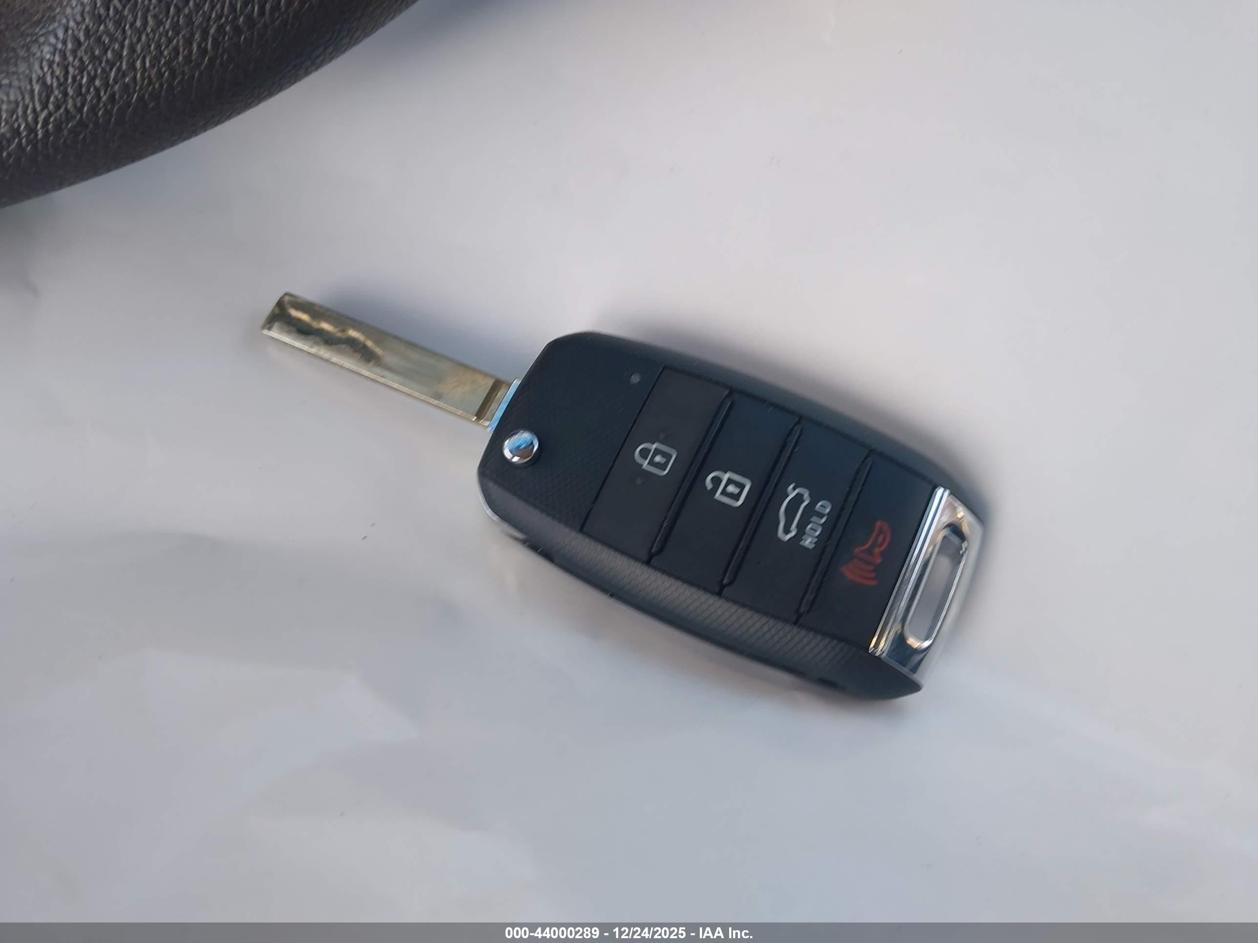 KIA OPTIMA image 11