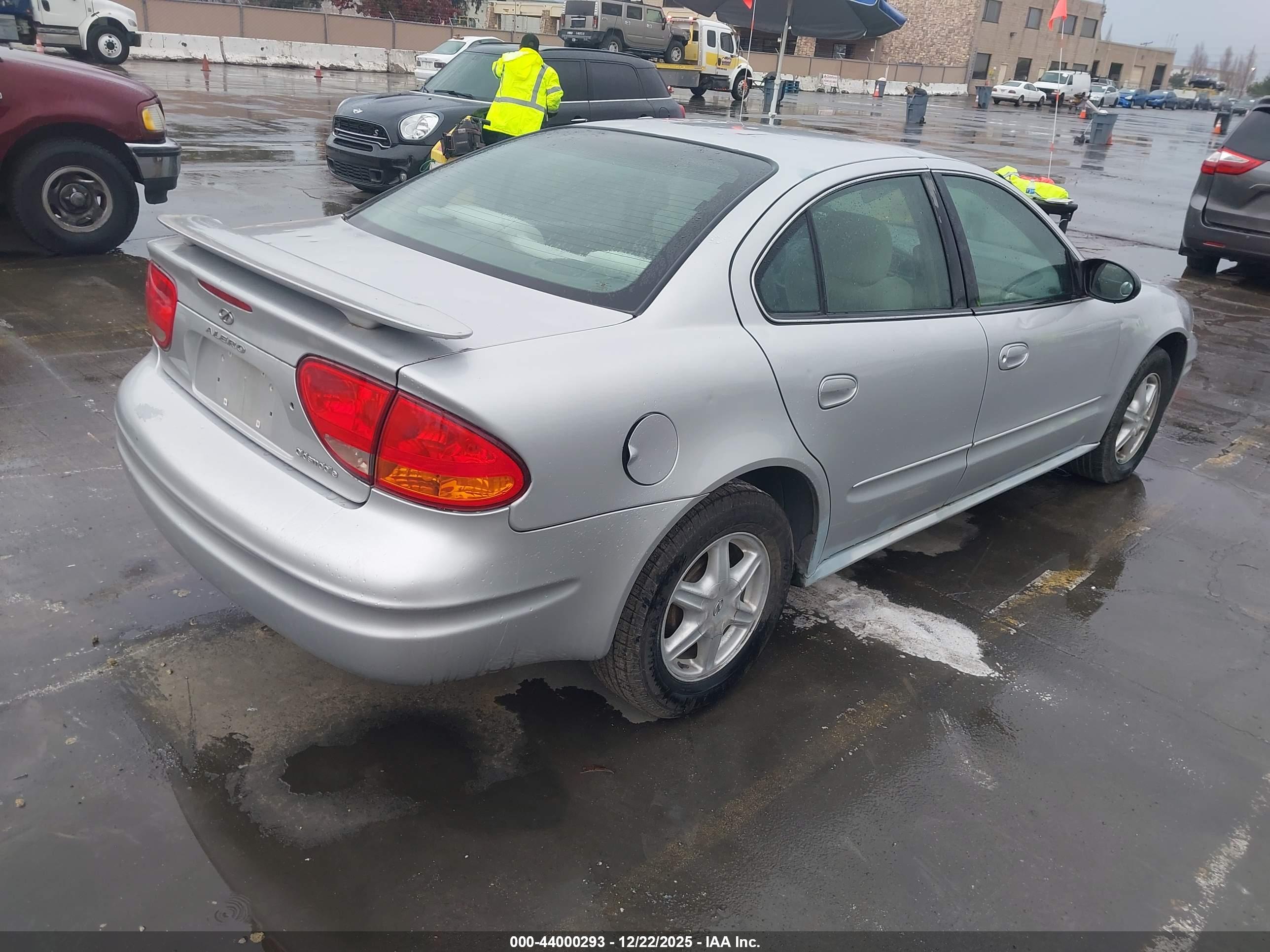 OLDSMOBILE ALERO image 4