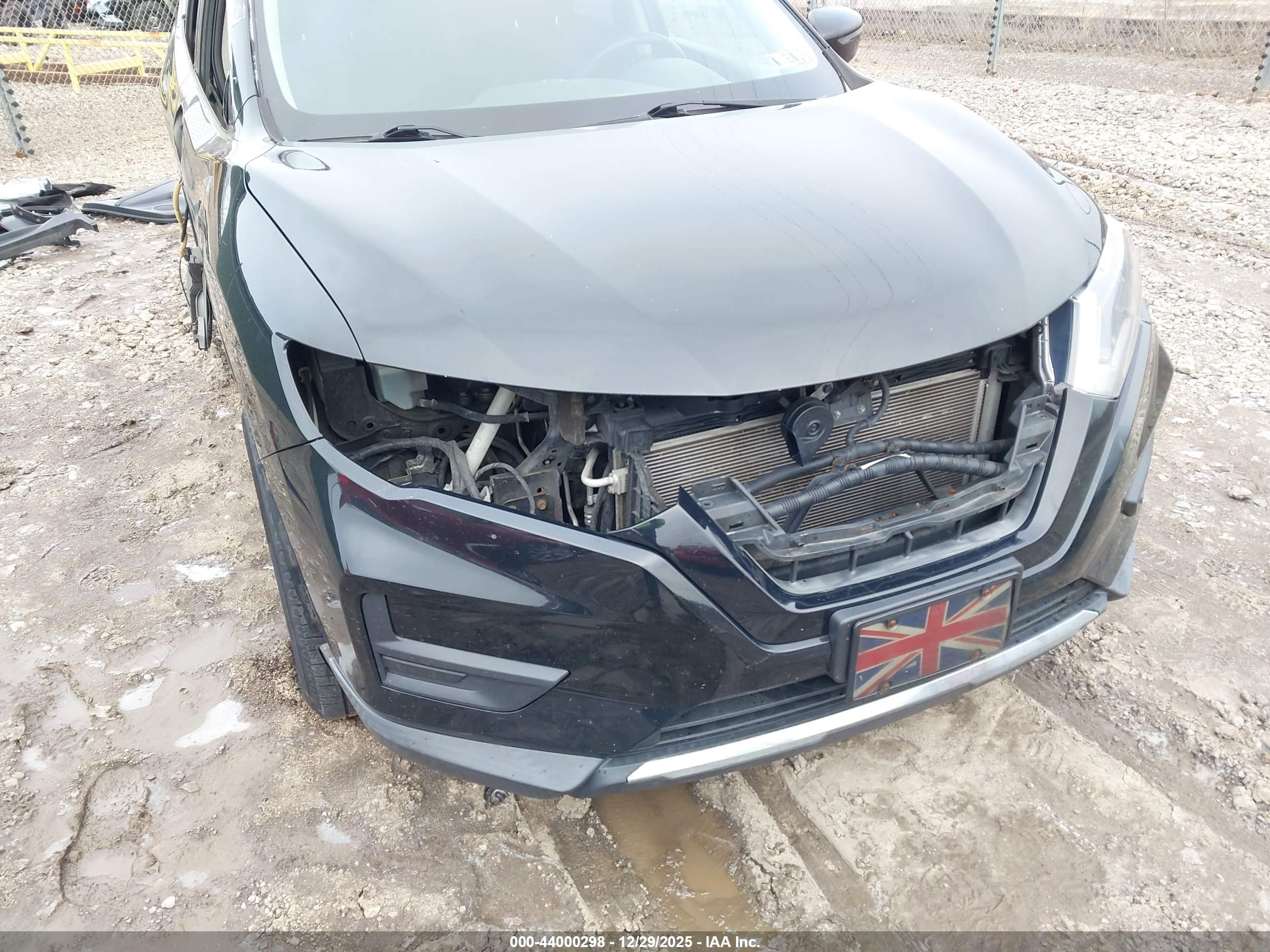NISSAN ROGUE image 6